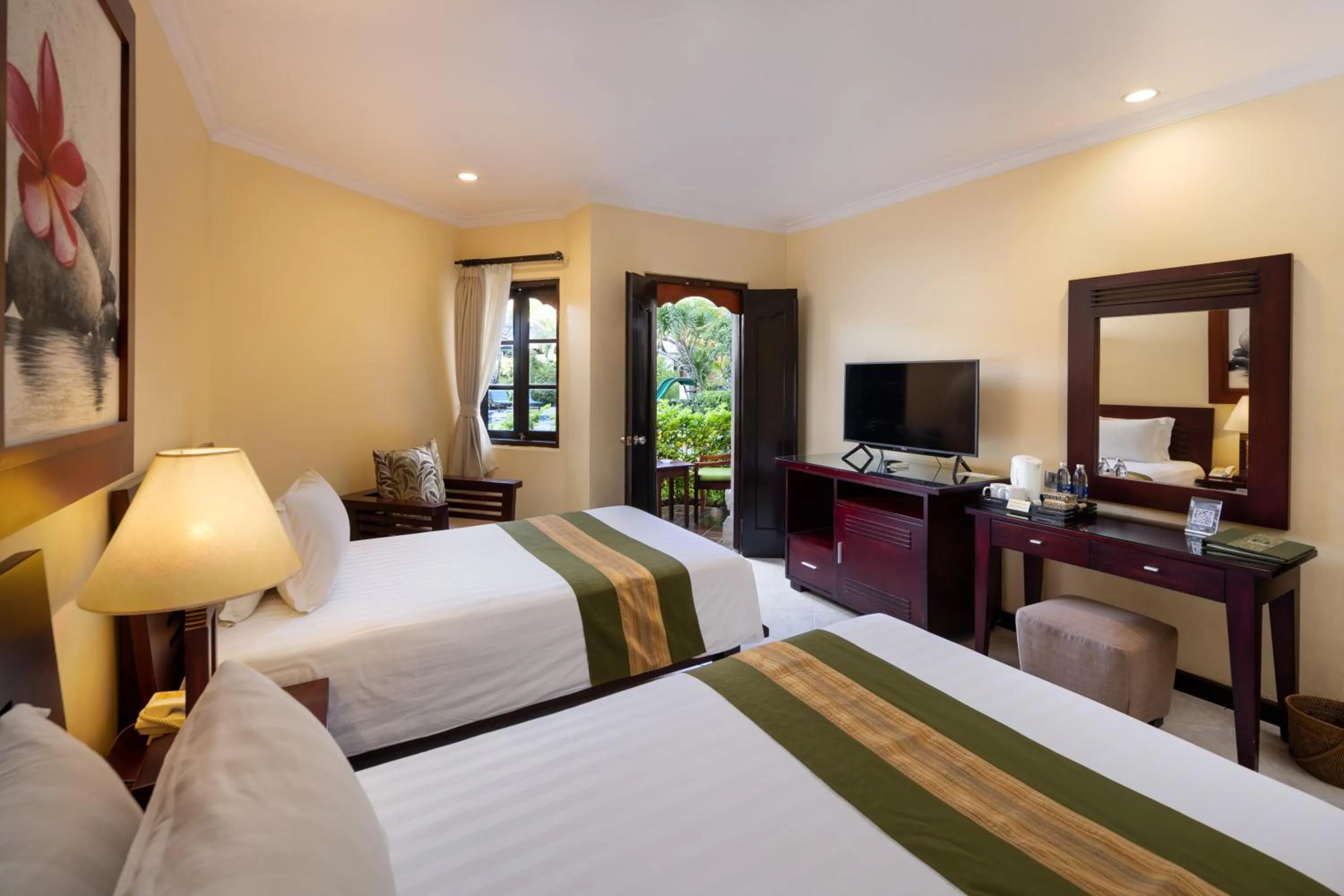 Bedroom, Bed in Adi Dharma Hotel Kuta