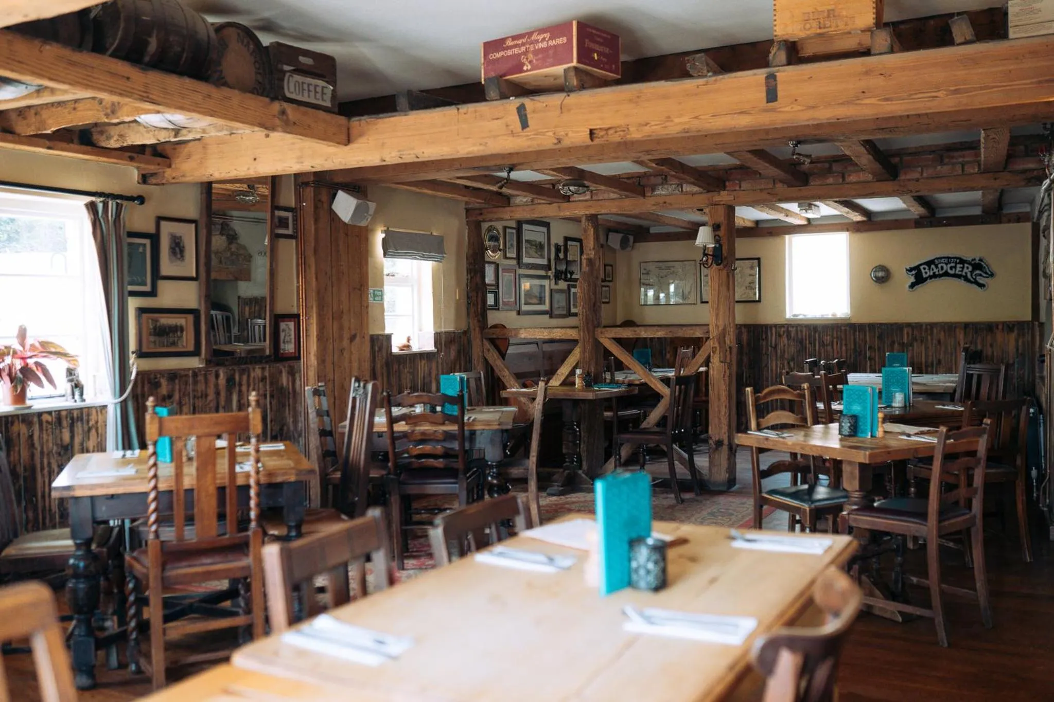 Restaurant/places to eat in The Smugglers Inn