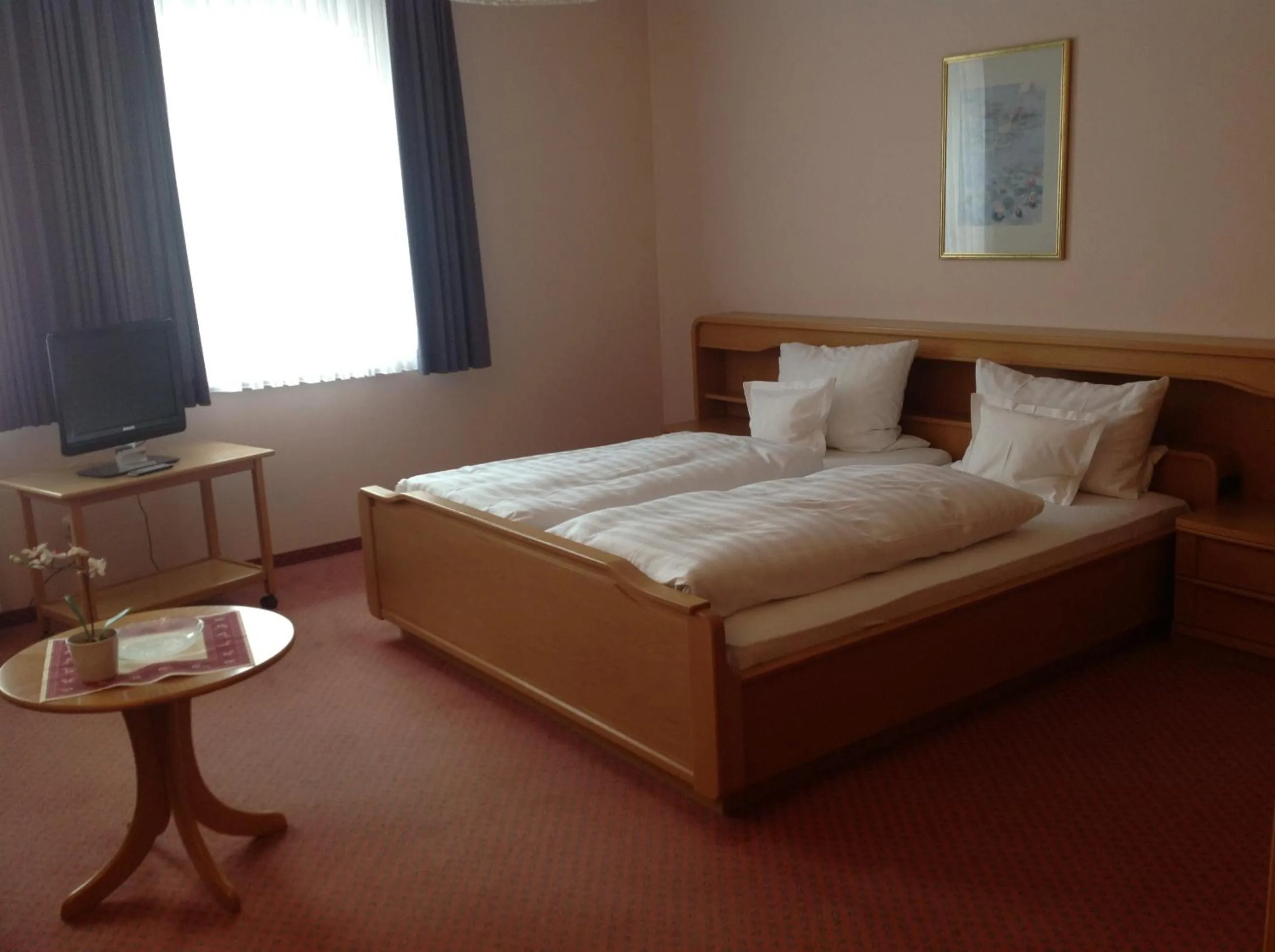 Photo of the whole room, Bed in Witt's Gasthof