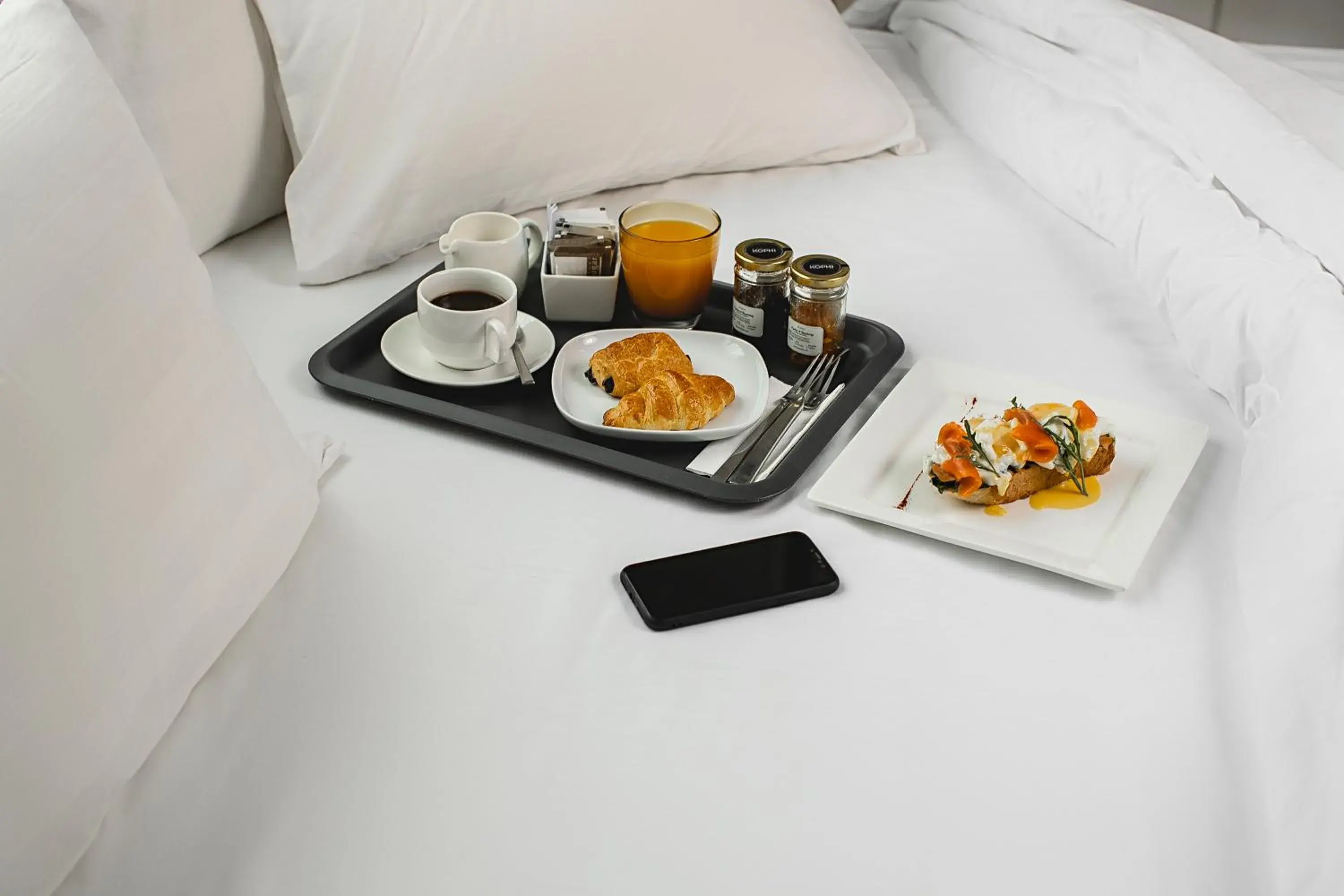 Food and drinks, Bed in Residence26 Food and drinks, Bed in Residence26