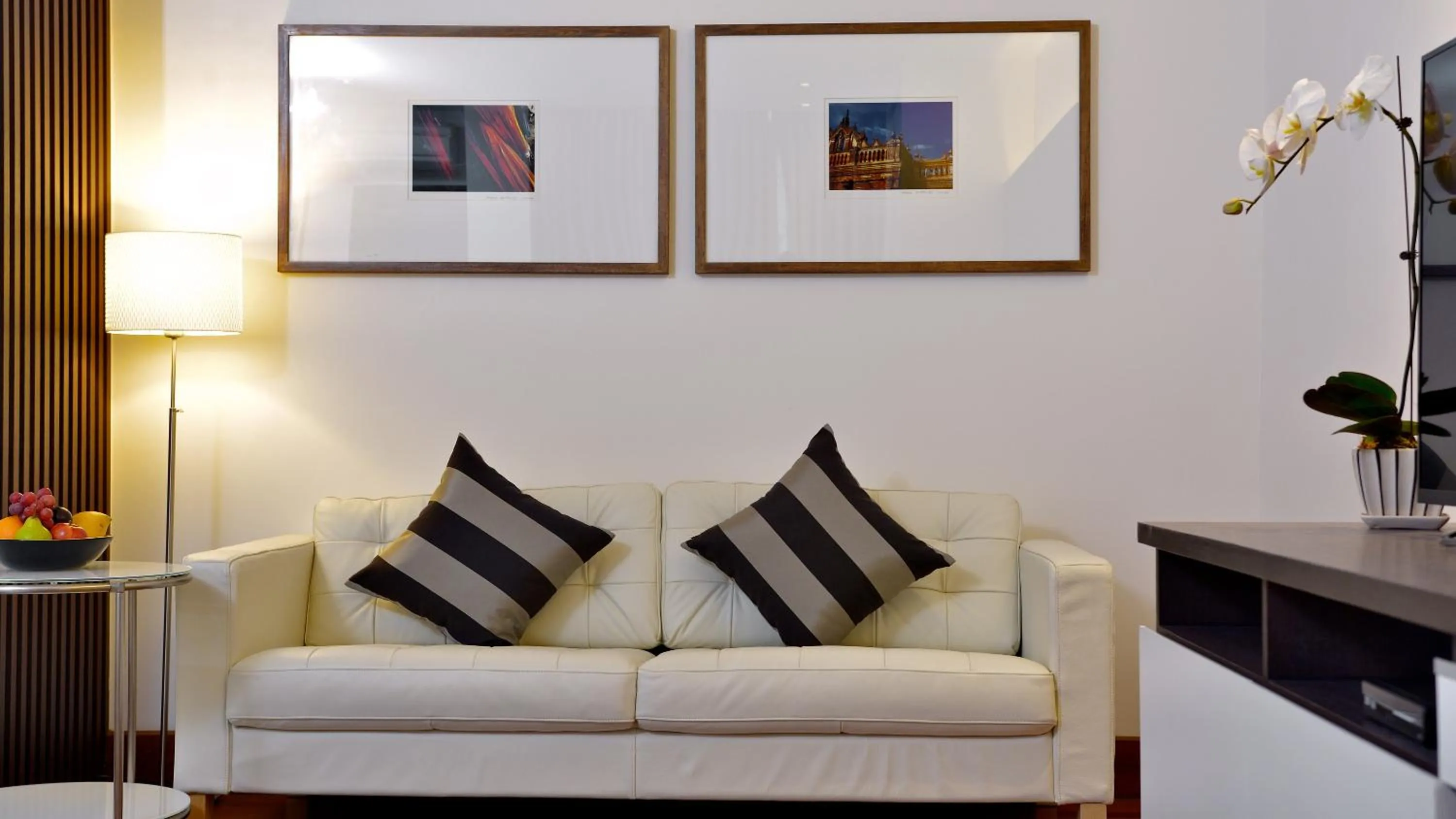 Seating area in Residence26