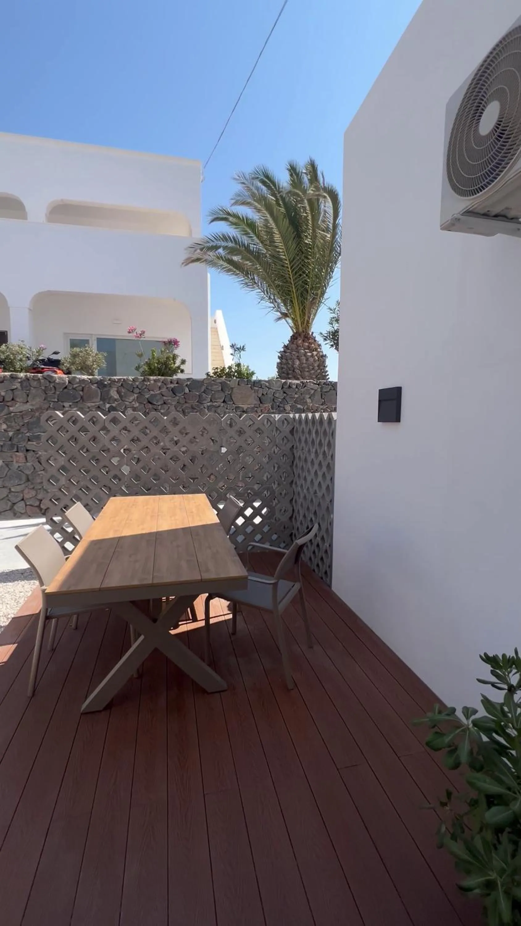 Balcony/Terrace in Nikos Hotel