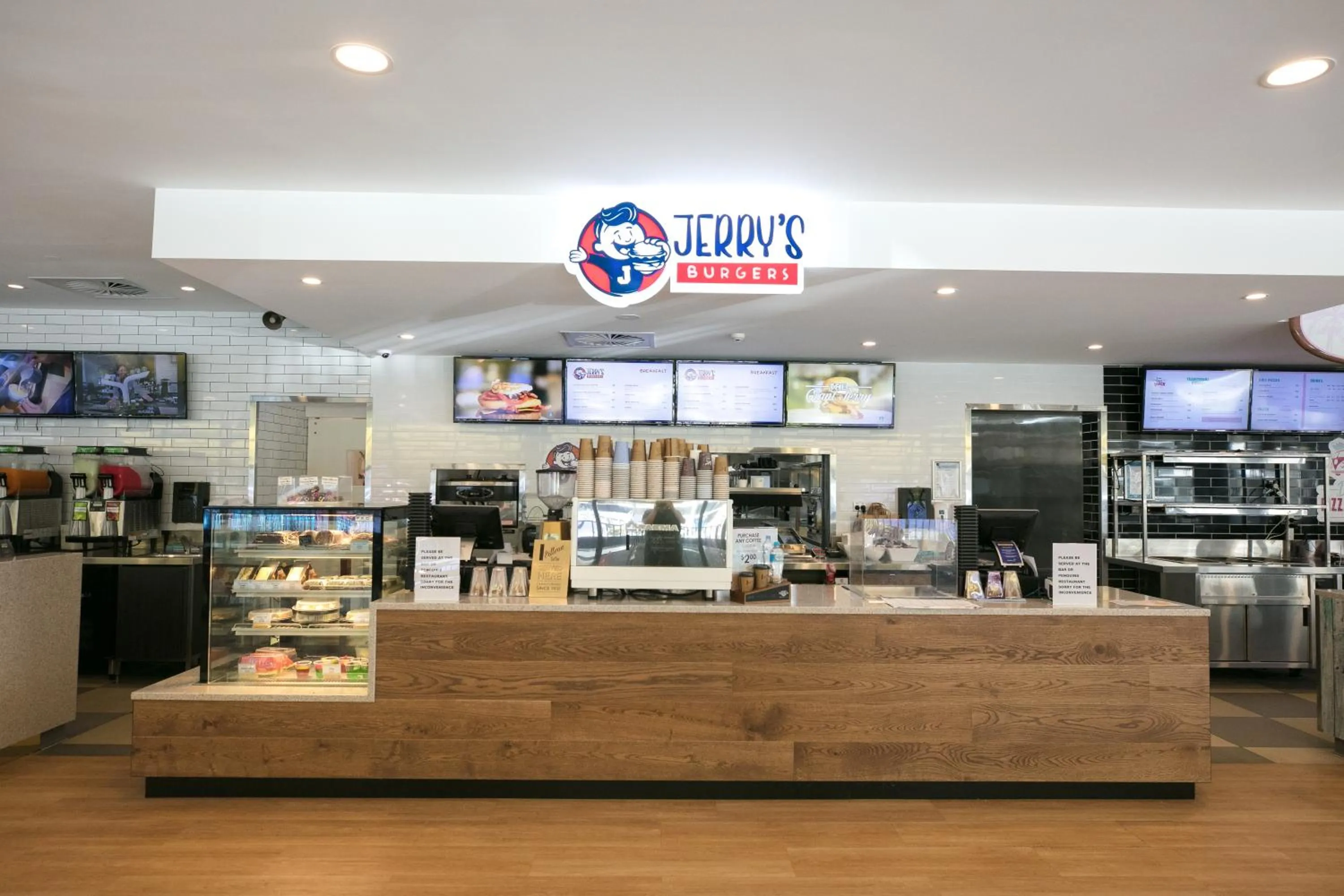 Dining area in Paradise Resort Gold Coast
