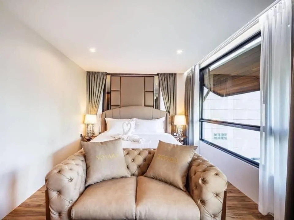 Bedroom, Bed in The Grand Sala Thai