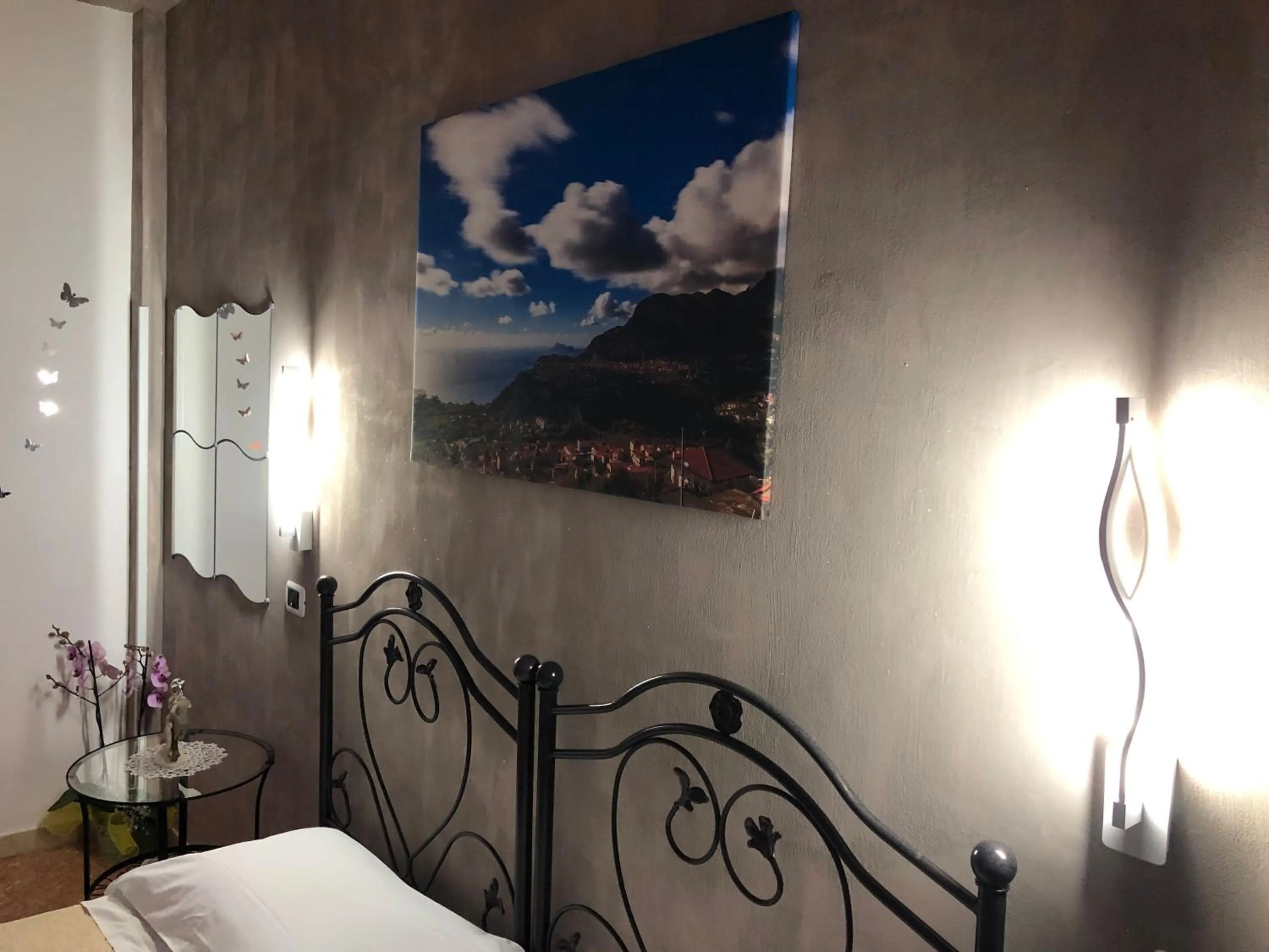 Bed in New Royal