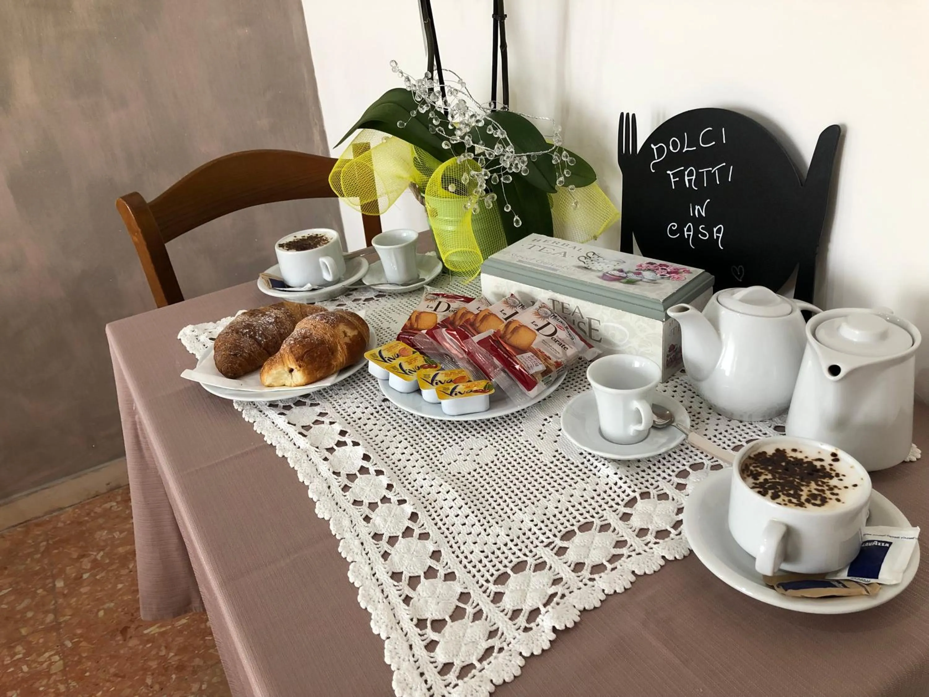 Food and drinks in New Royal