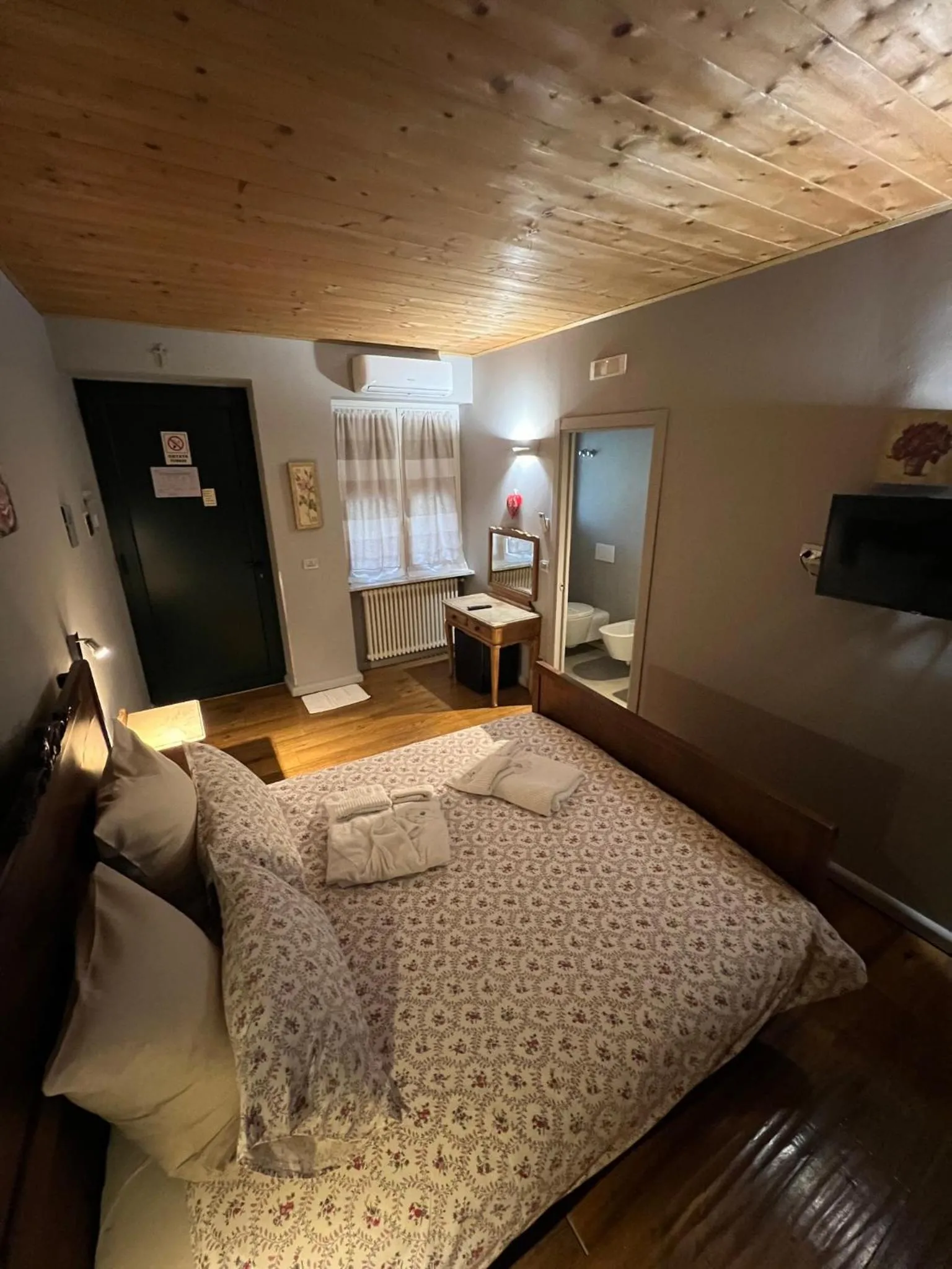 Double or Twin Room - single occupancy in C' Era Una Volta