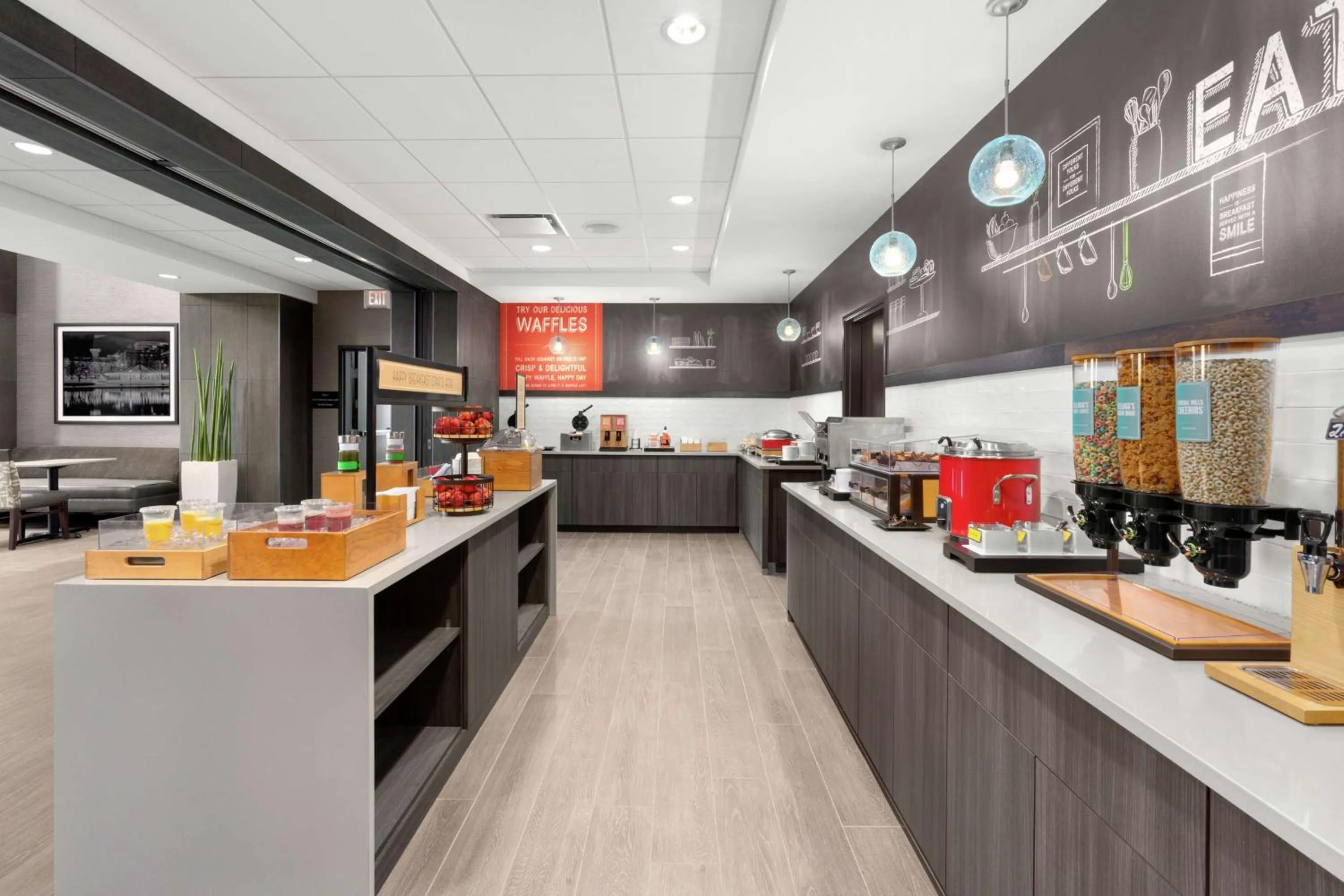 Breakfast in Hampton Inn & Suites Spokane Downtown-South