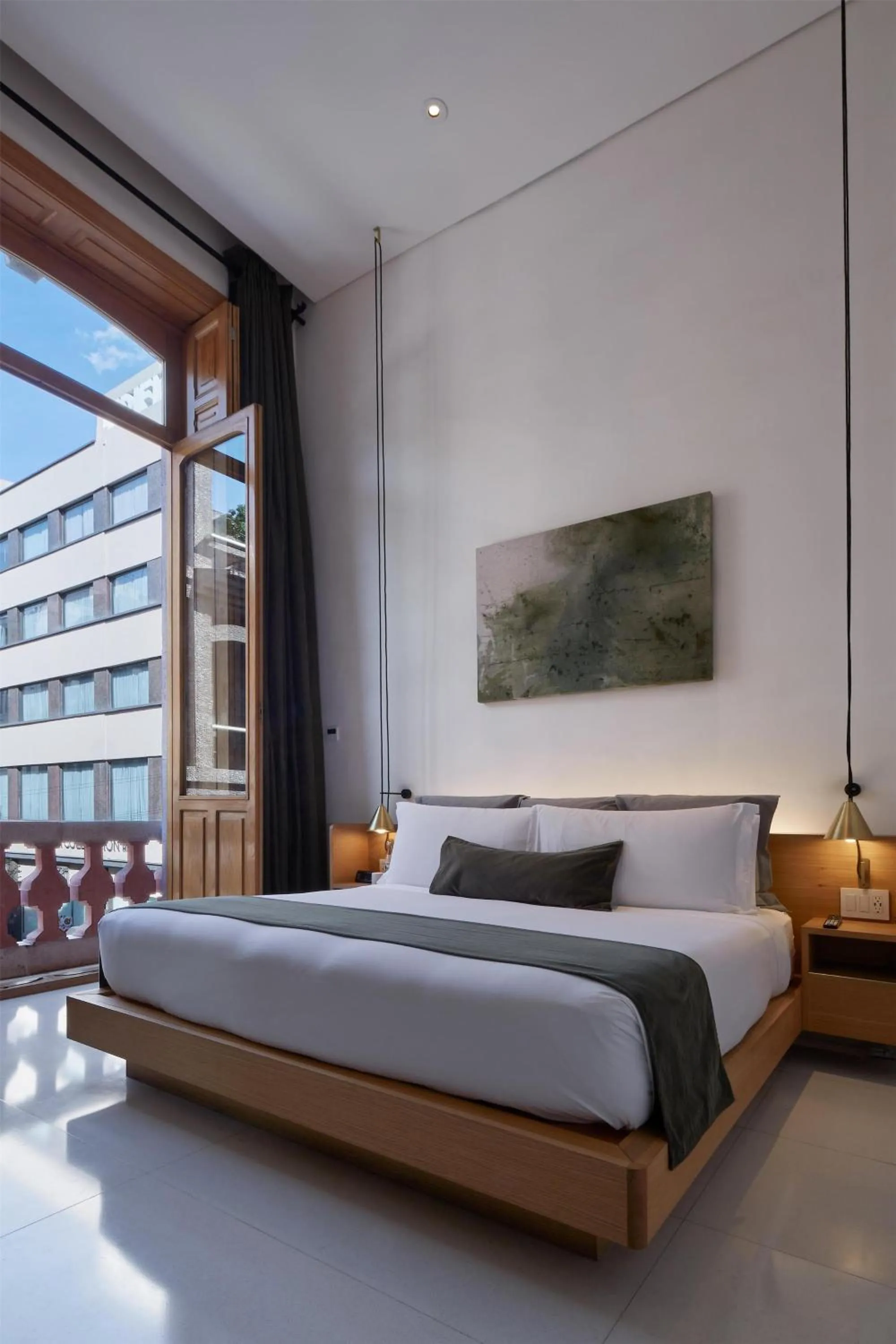 Bed in Umbral, Curio Collection By Hilton