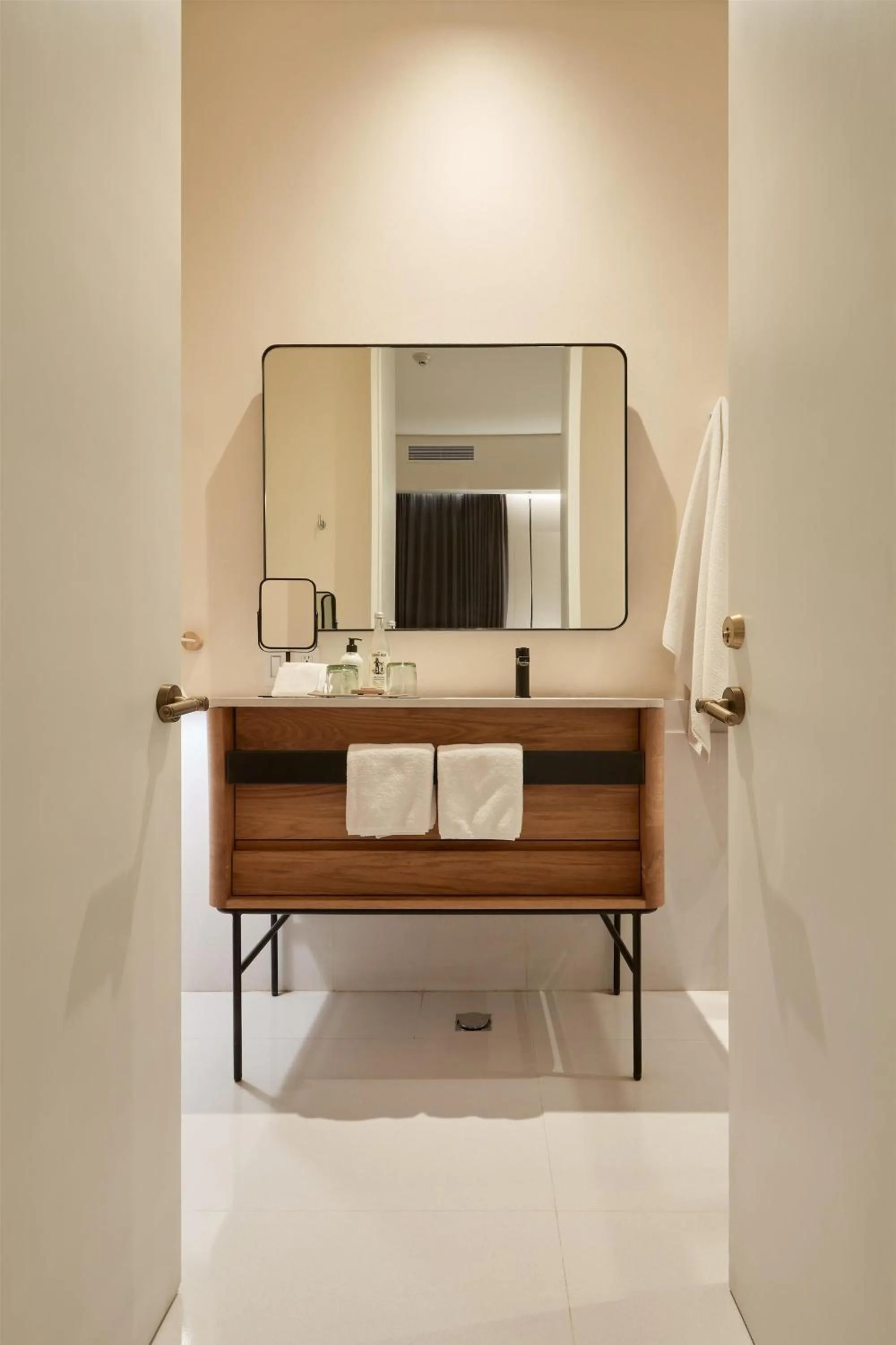 Bathroom in Umbral, Curio Collection By Hilton