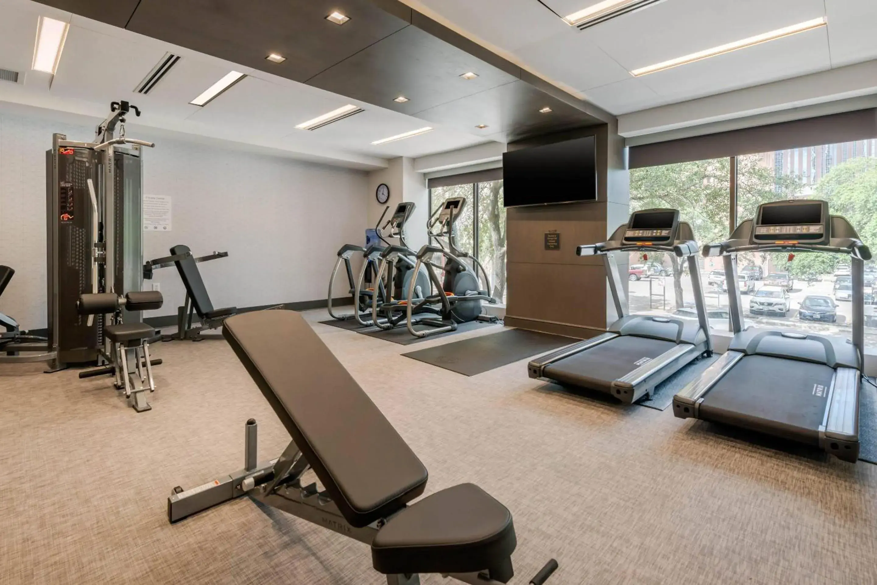 Fitness centre/facilities in Cambria Hotel Houston Downtown Convention Center Fitness centre/facilities in Cambria Hotel Houston Downtown Convention Center