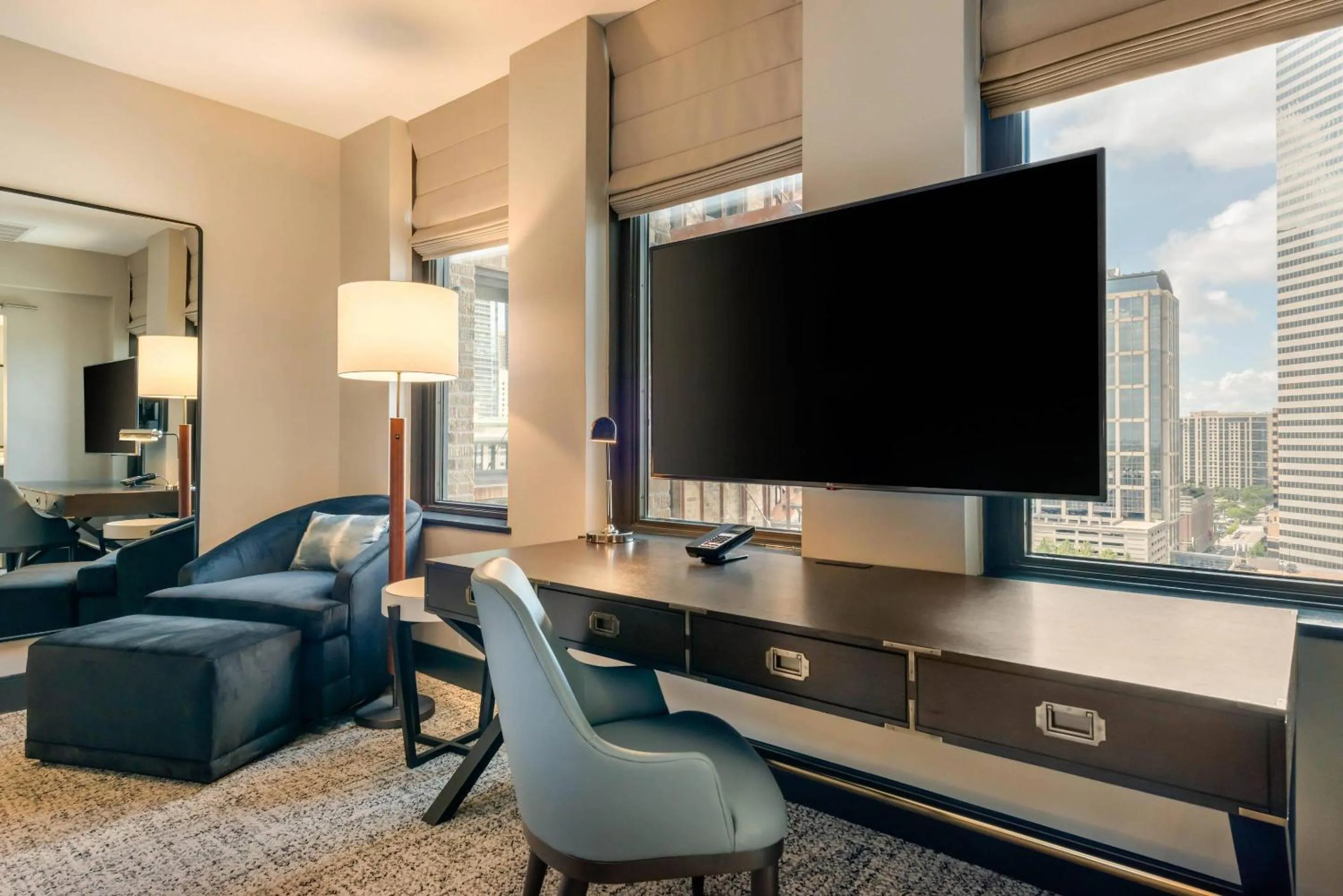 Bedroom in Cambria Hotel Houston Downtown Convention Center