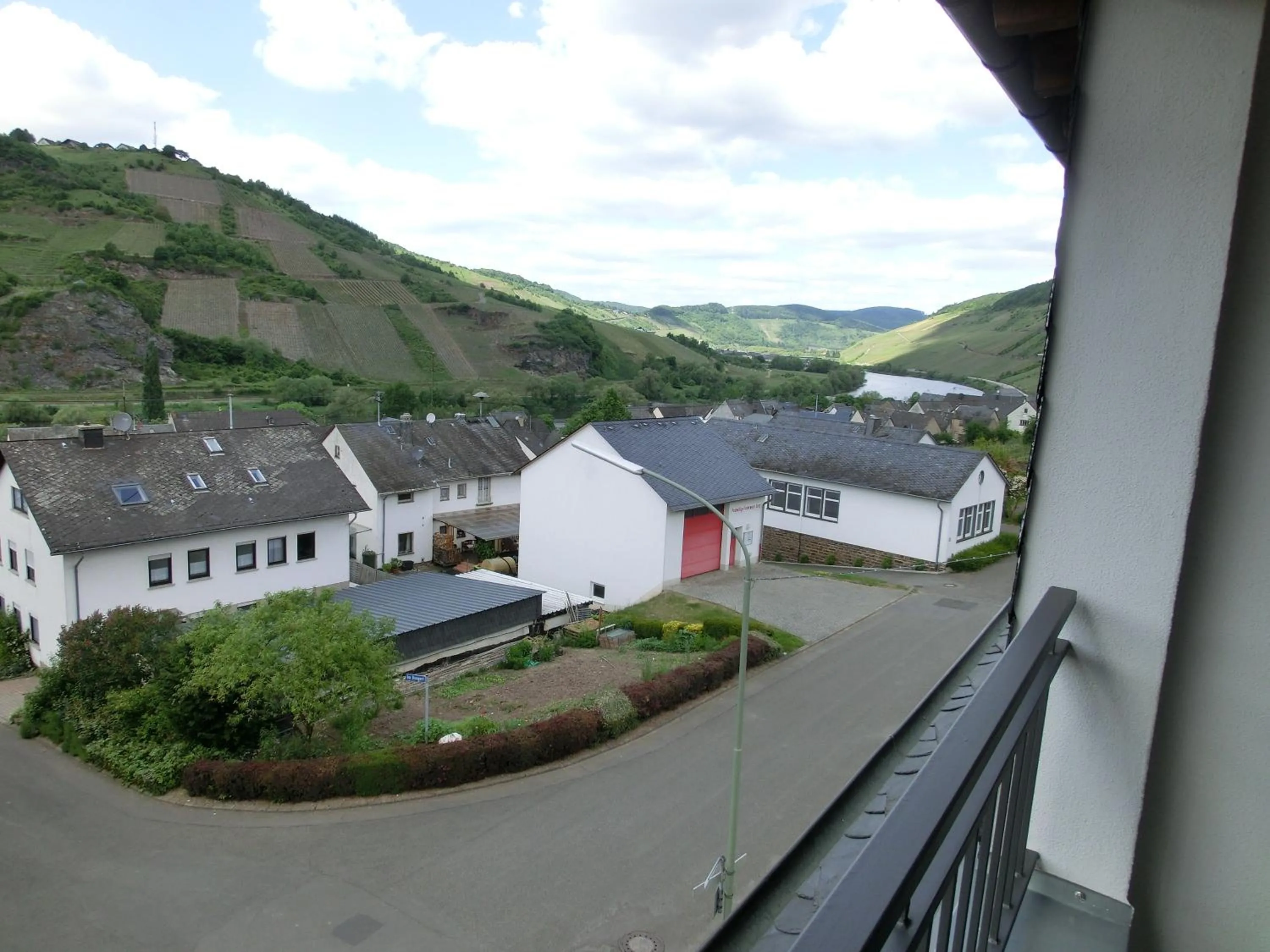 Natural landscape in Ferienweingut Hirschen Schulstraße