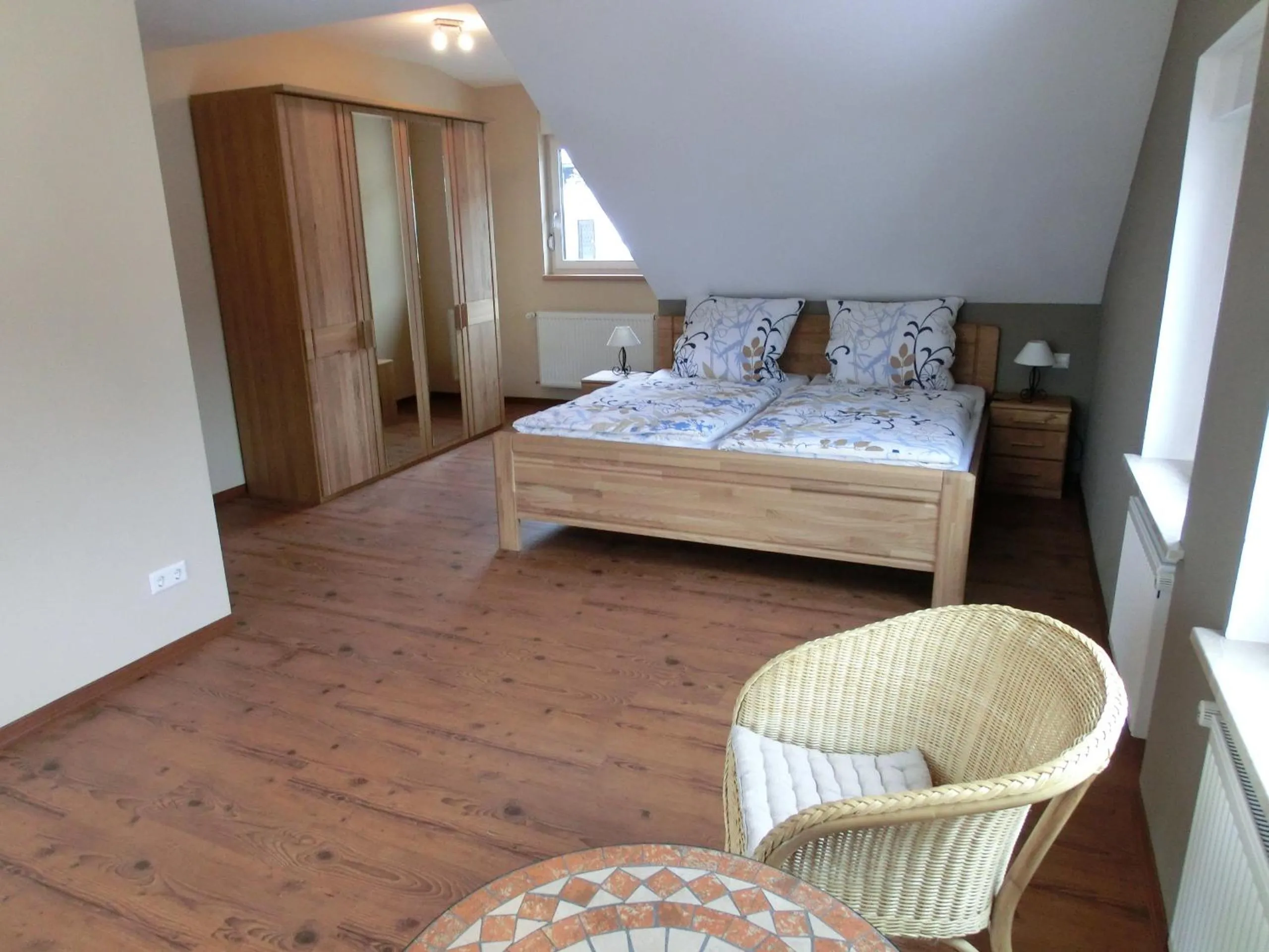 Bedroom, Bed in Ferienweingut Hirschen Schulstraße