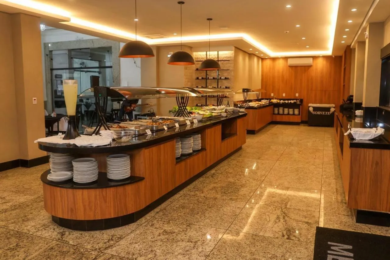 Restaurant/places to eat in Hotel Metrópole