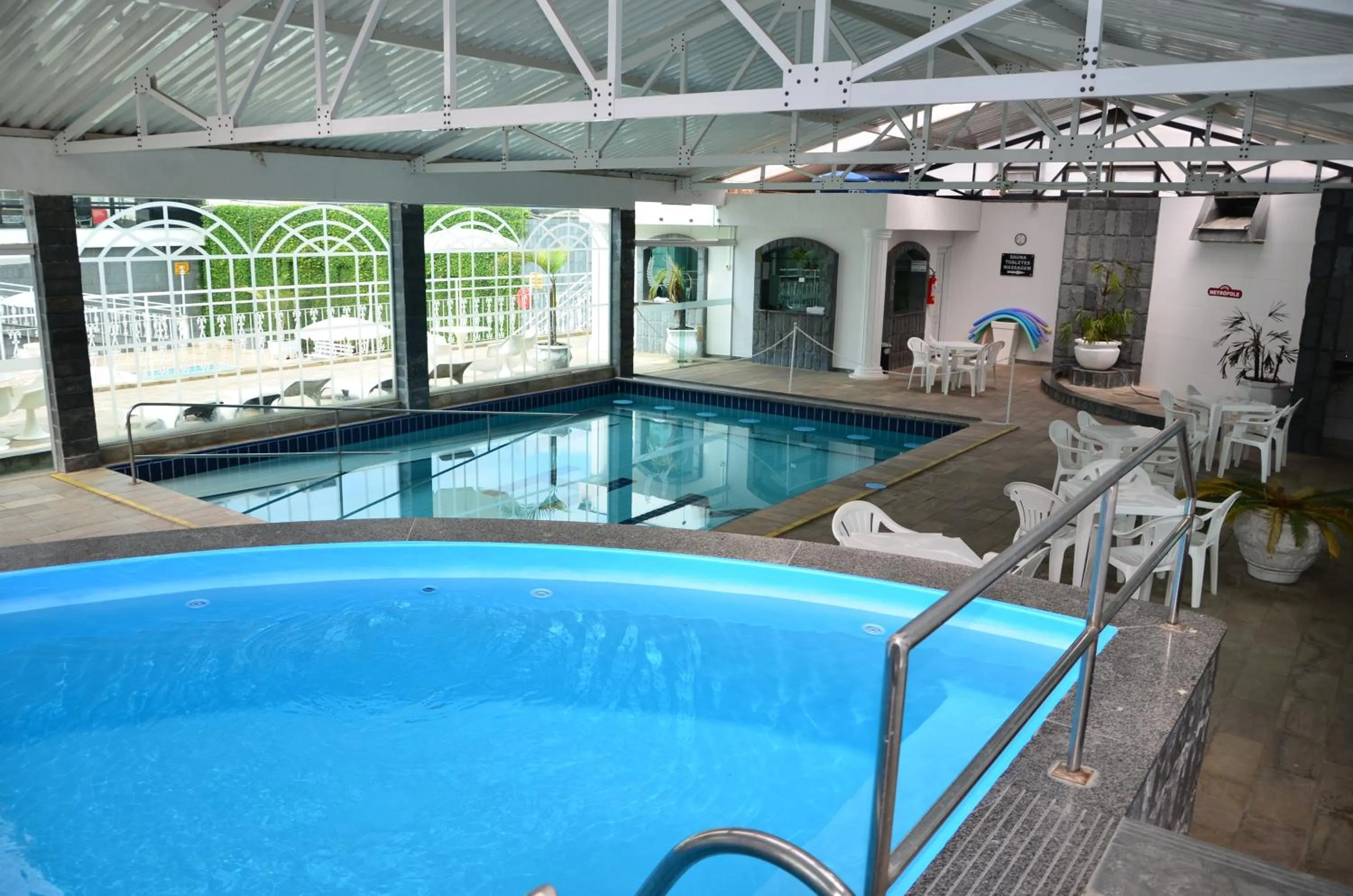 Swimming pool in Hotel Metrópole