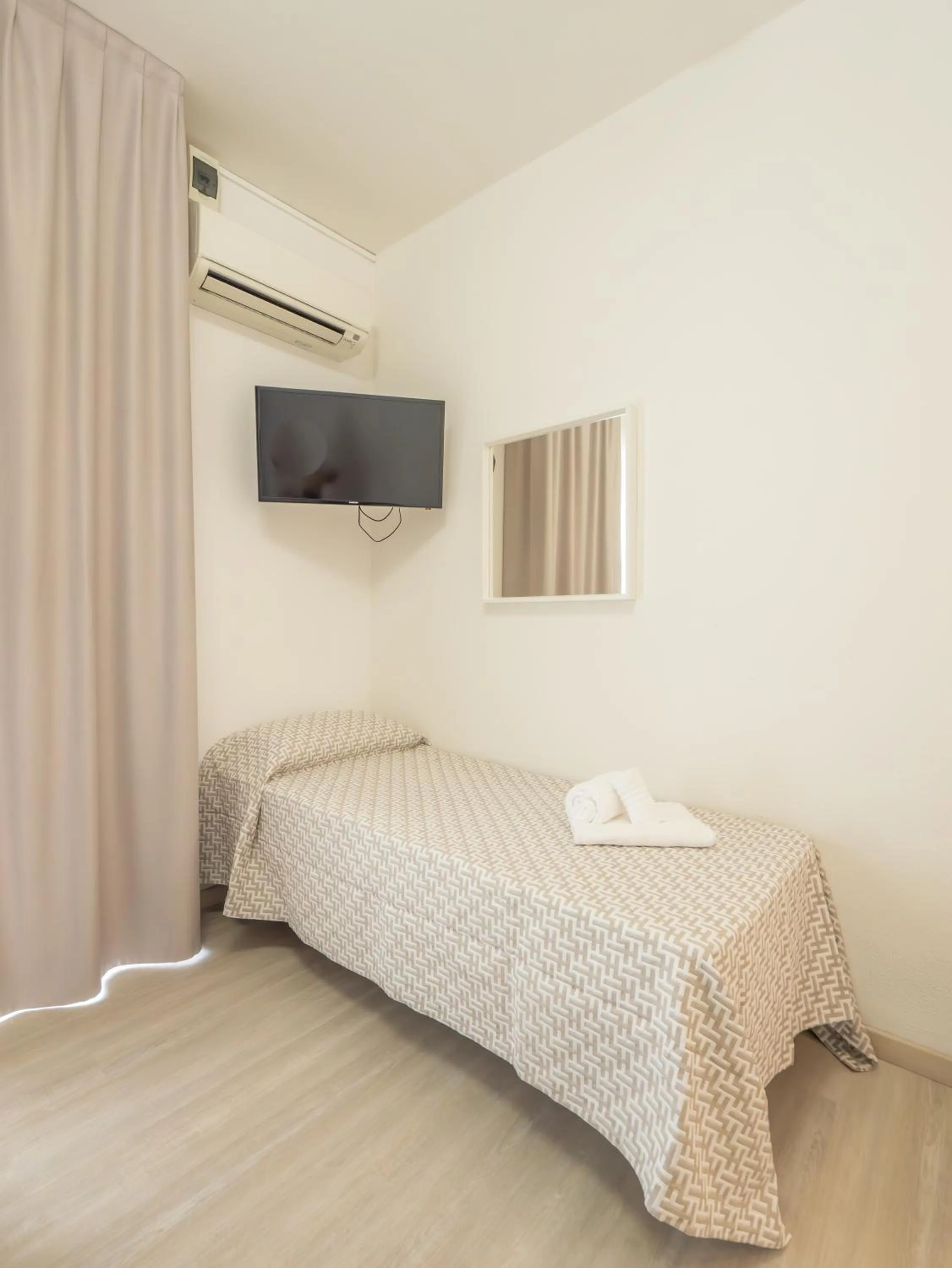 Bed in Hotel La Bussola