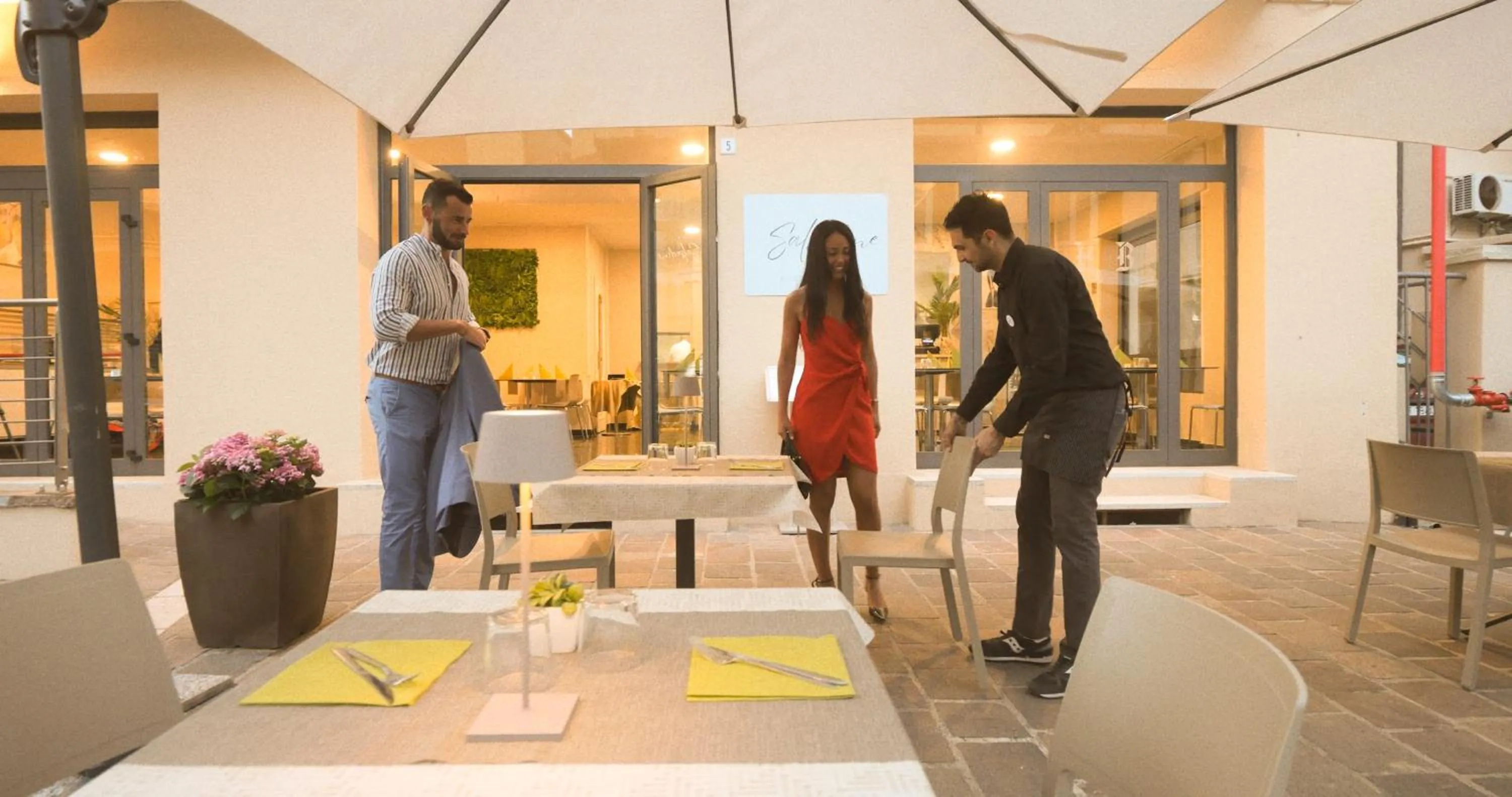 Restaurant/places to eat in Hotel La Bussola