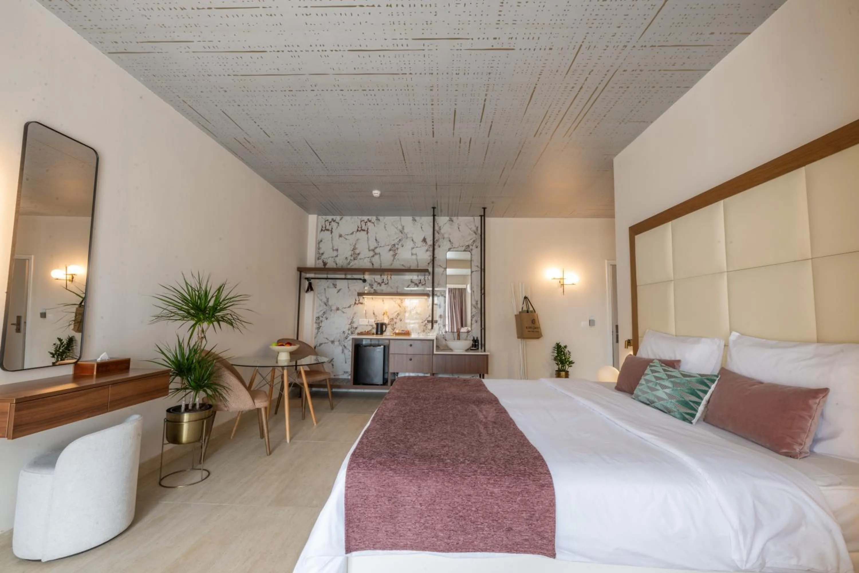 Bedroom, Bed in King Jason Paphos - Designed for Adults by Louis Hotels