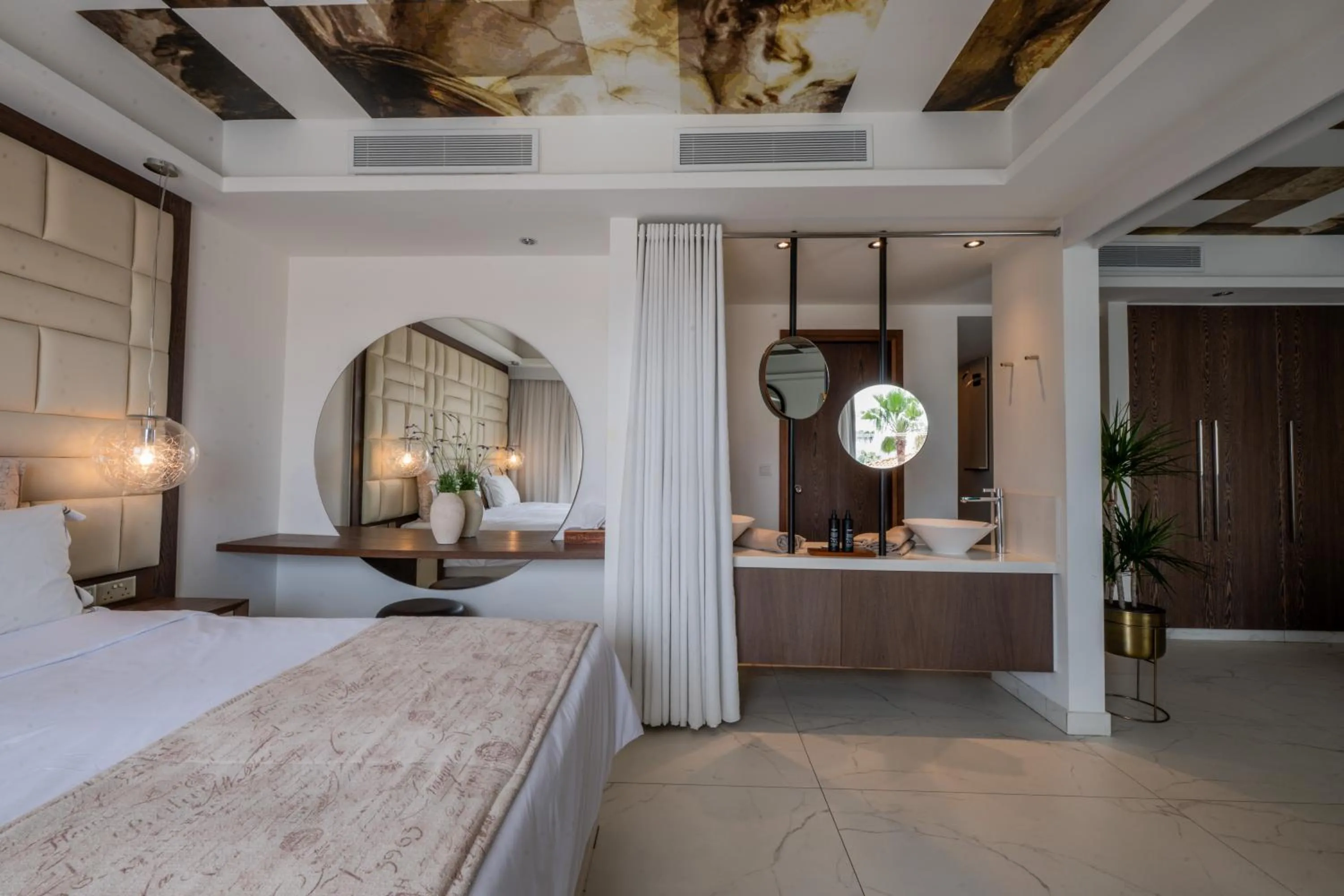 Bedroom, Bed in King Jason Paphos - Designed for Adults by Louis Hotels