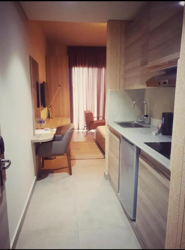 Roots Hotel Apartments Abidjan