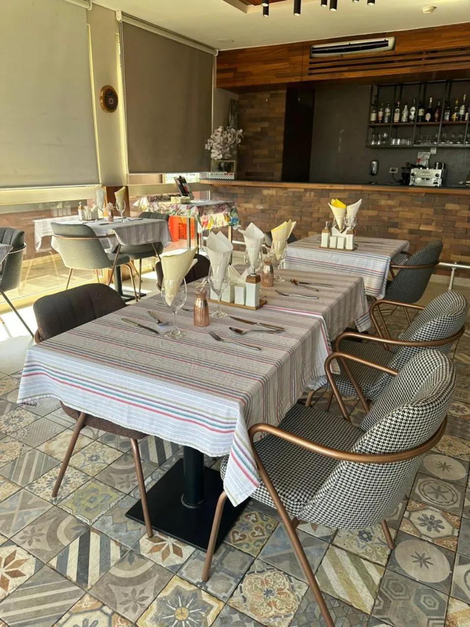 Roots Hotel Apartments Abidjan