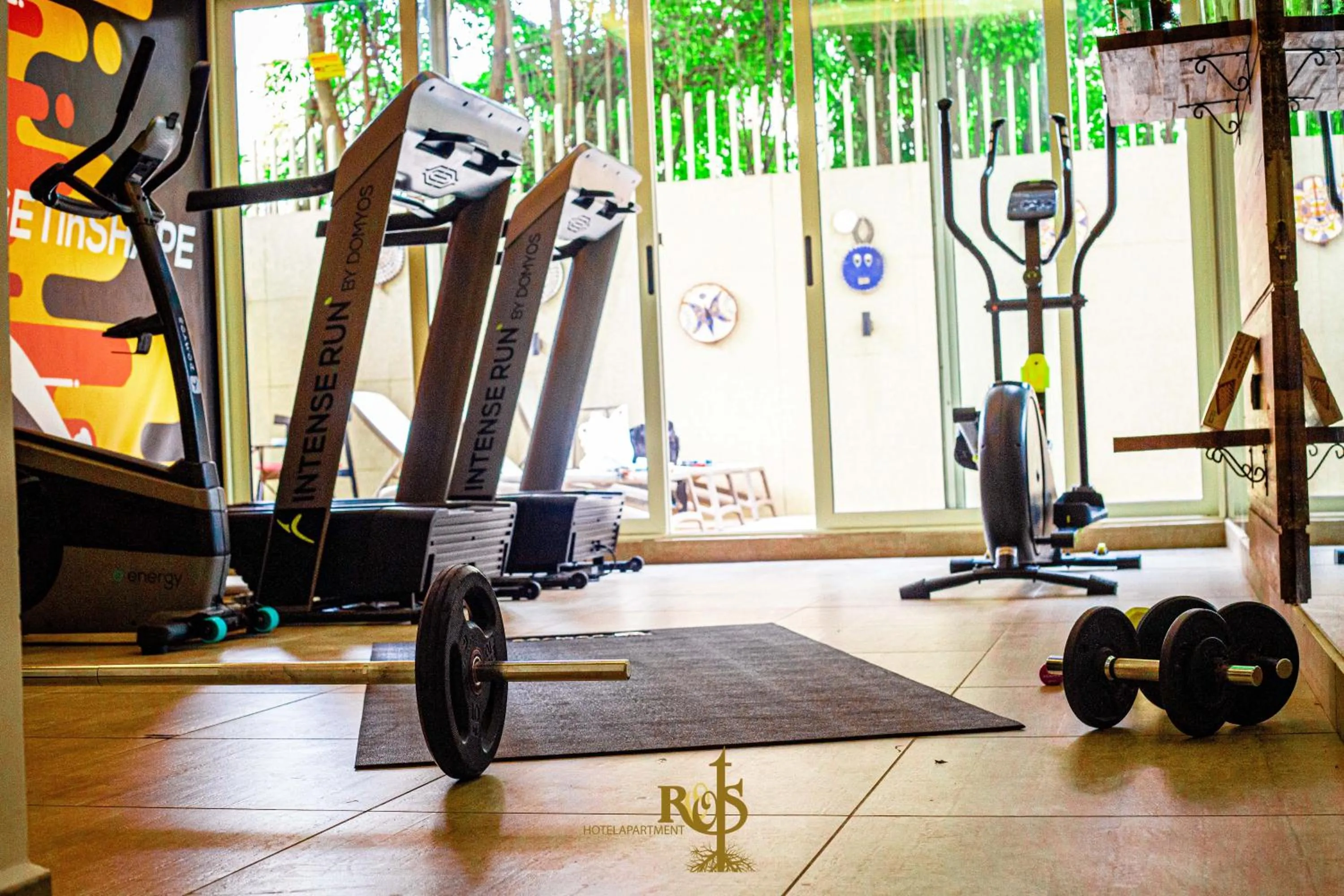 Fitness centre/facilities in Roots Hotel Apartments Abidjan