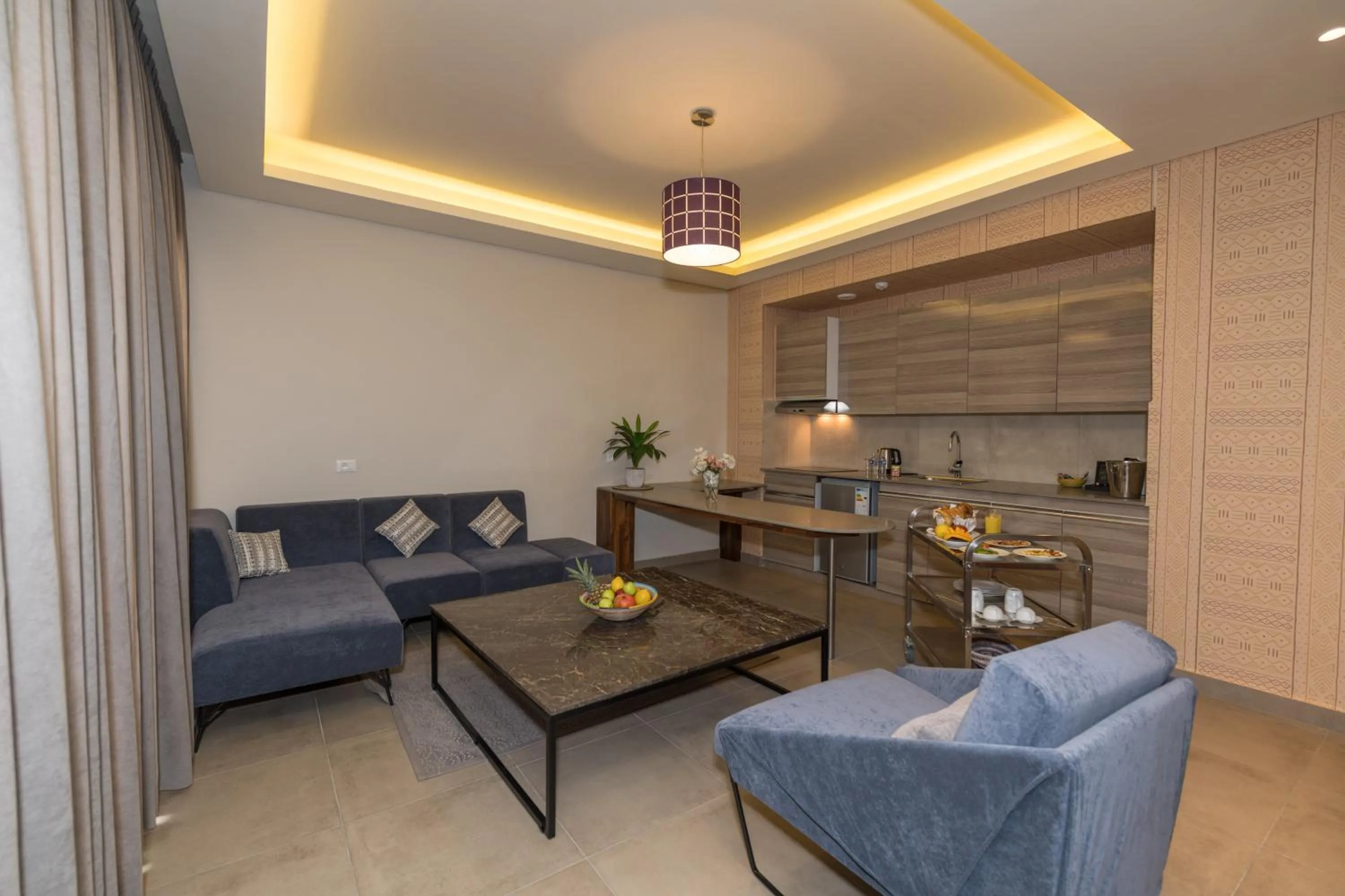 Roots Hotel Apartments Abidjan