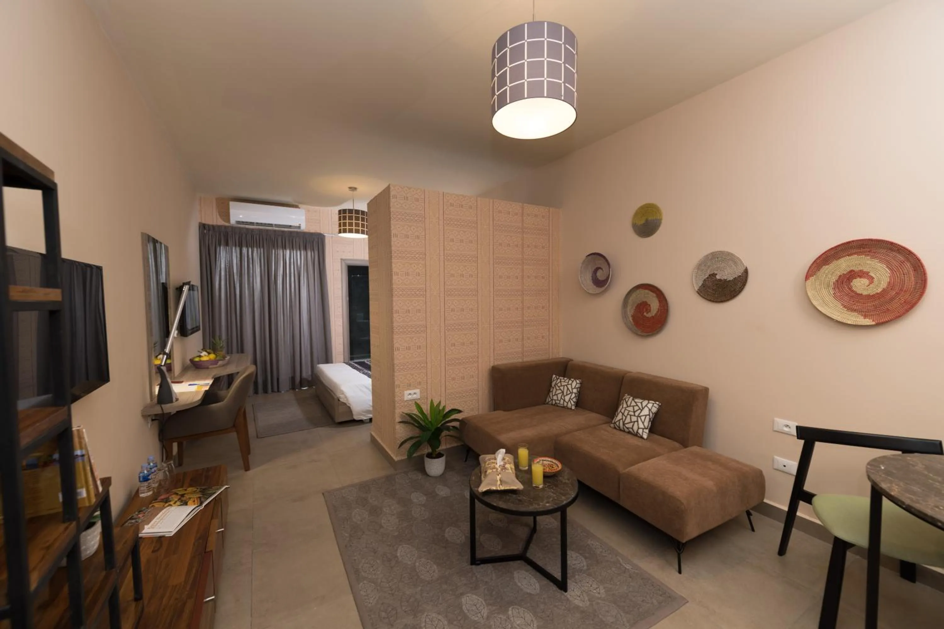 Roots Hotel Apartments Abidjan