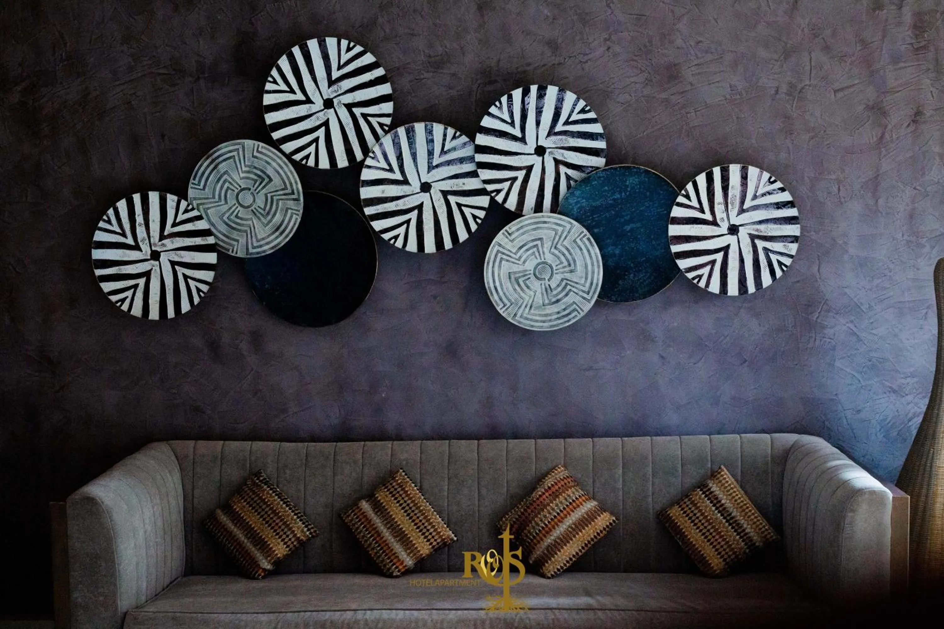 Roots Hotel Apartments Abidjan