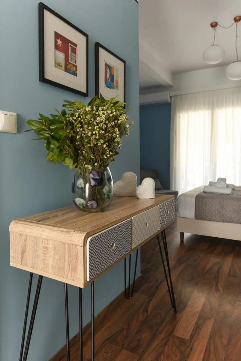 Decorative detail in ATHENS STORIES