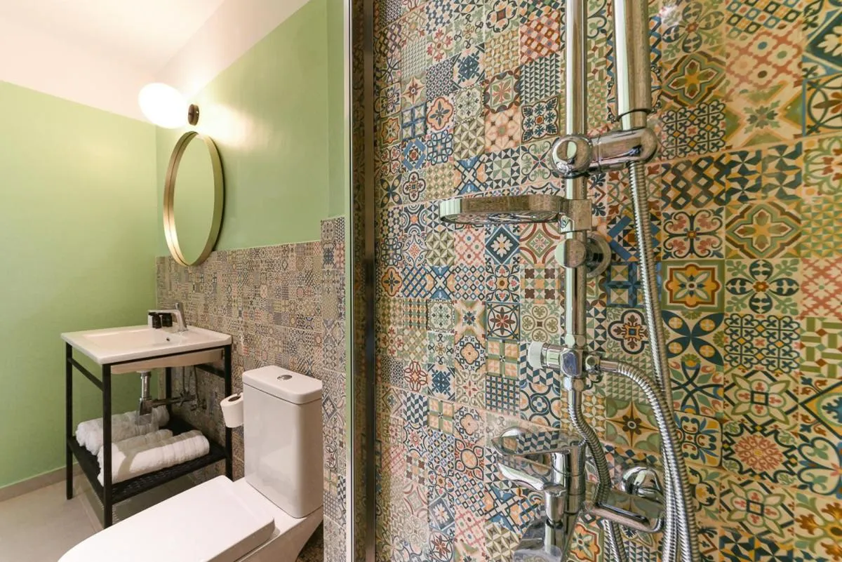 Shower in ATHENS STORIES