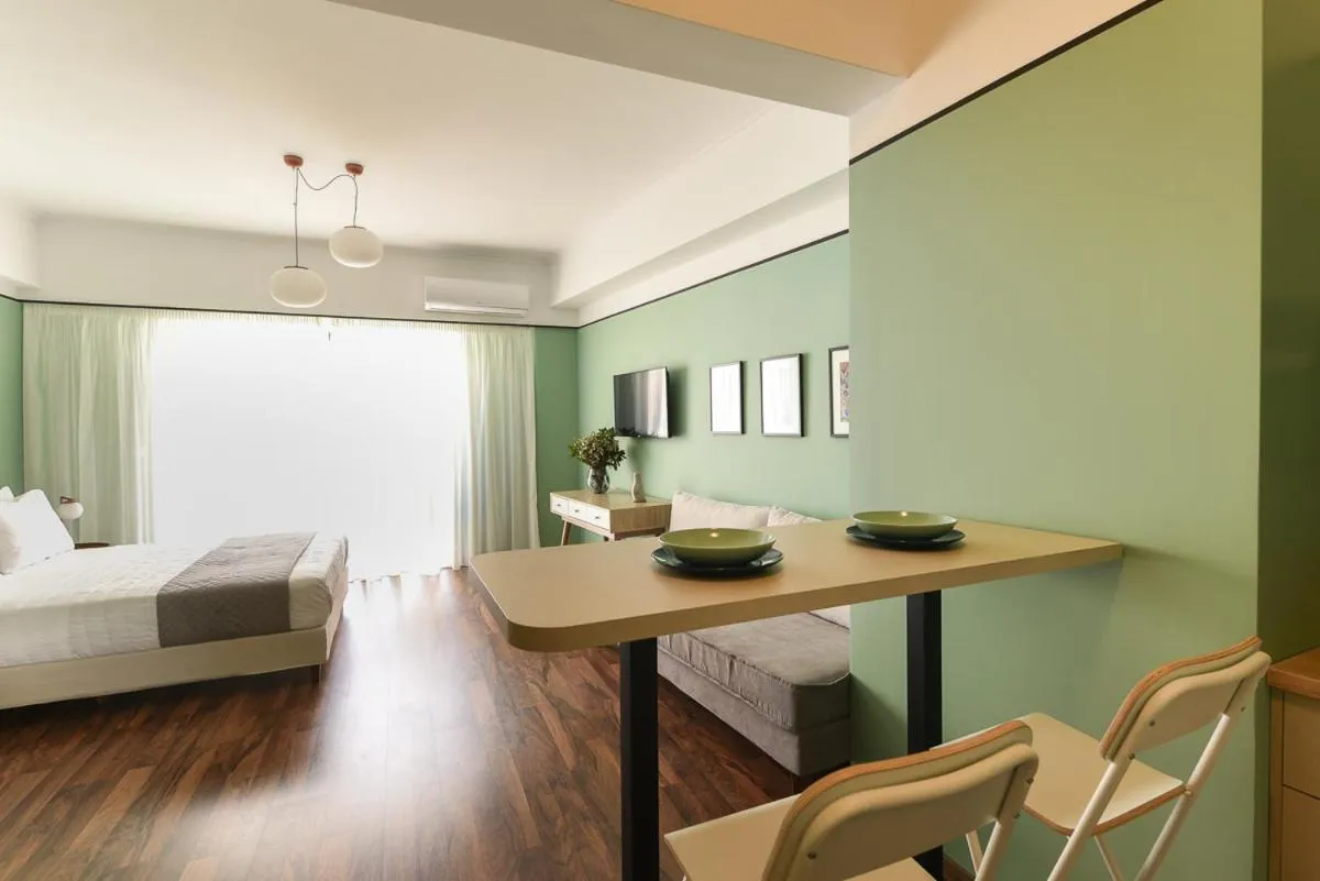 TV and multimedia, Bed in ATHENS STORIES