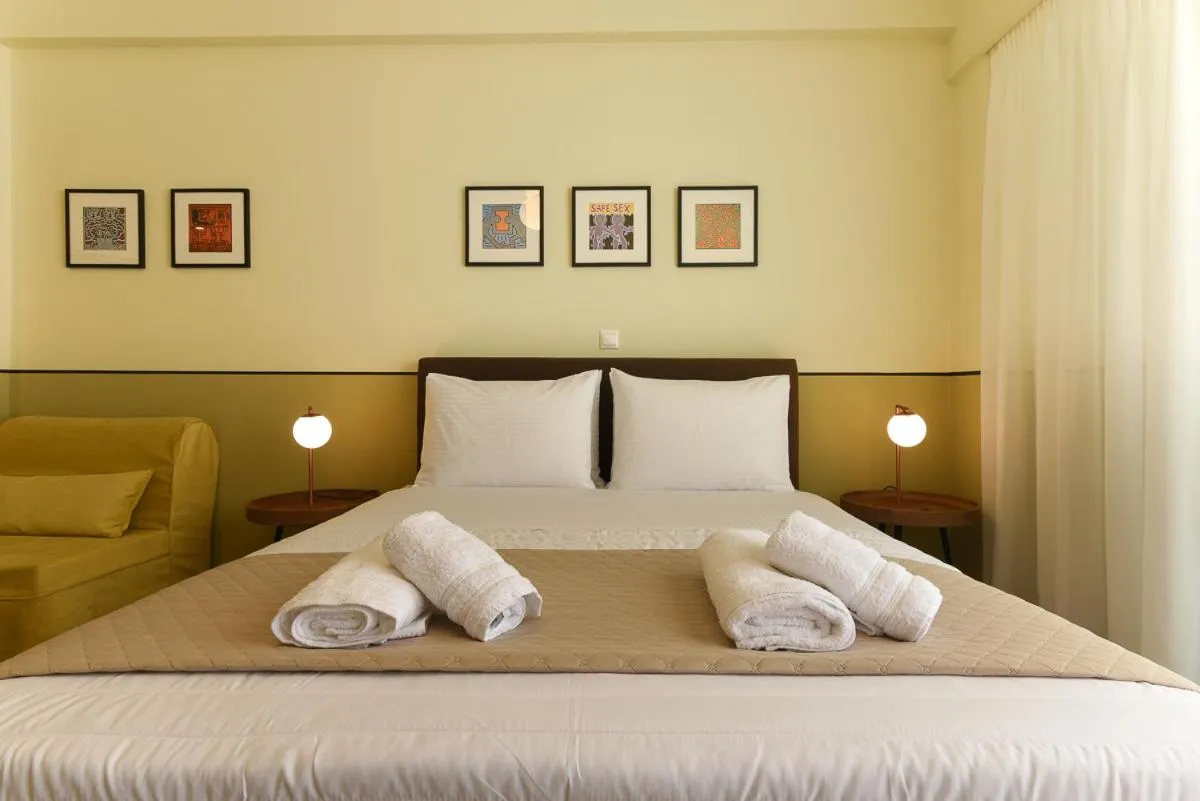 Bed in ATHENS STORIES