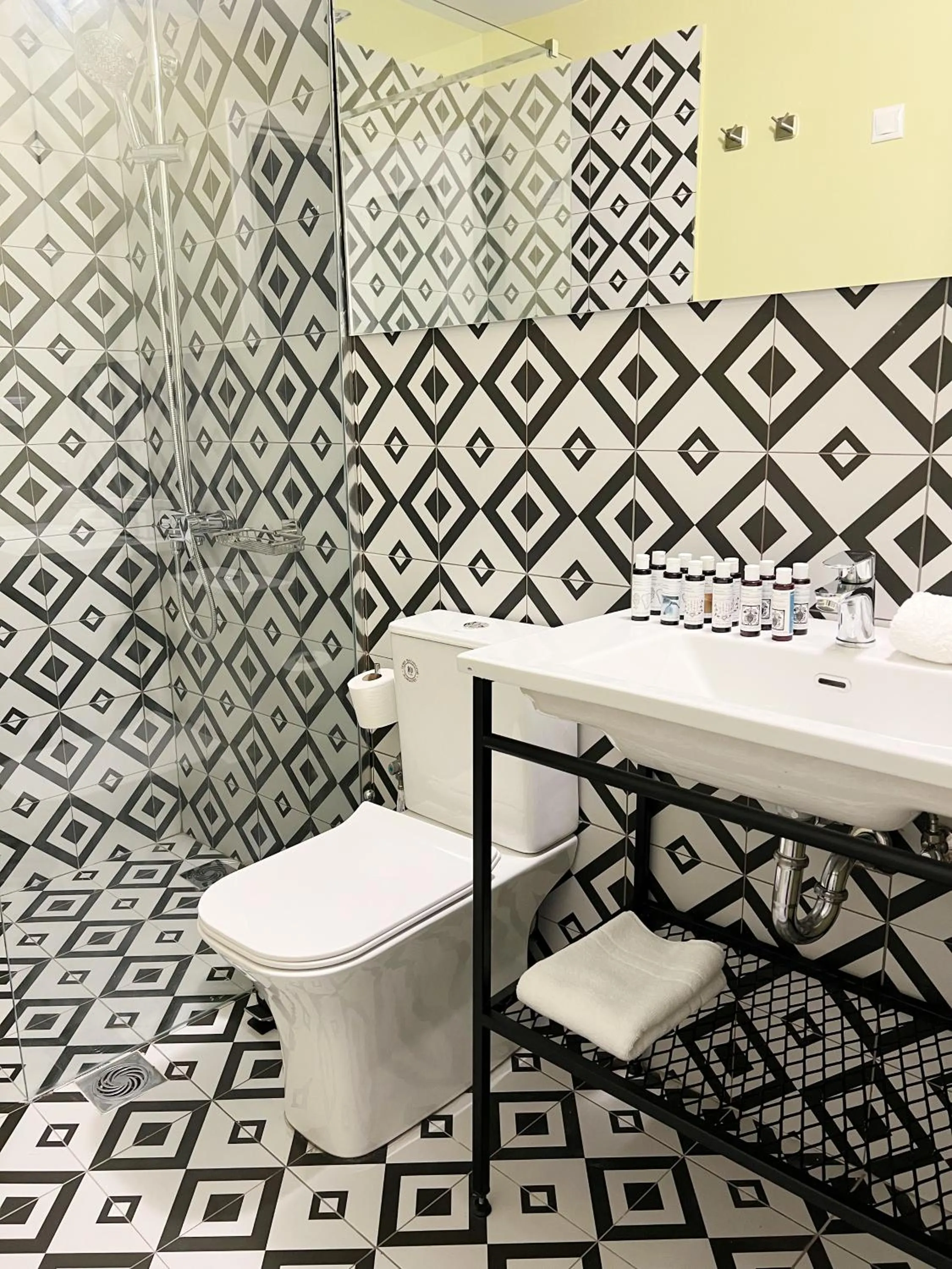 Shower in ATHENS STORIES