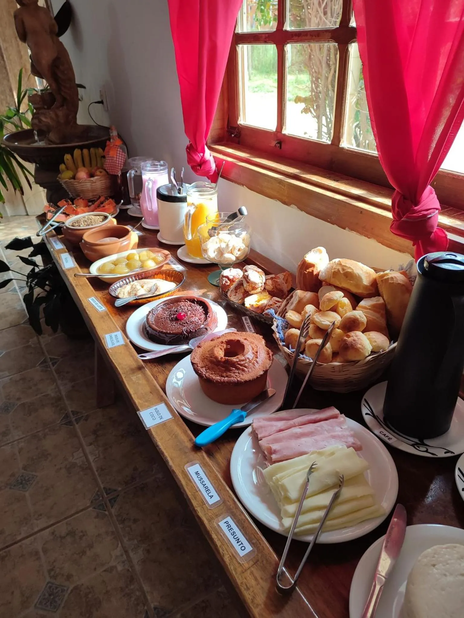Breakfast in Pousada Boa Vista