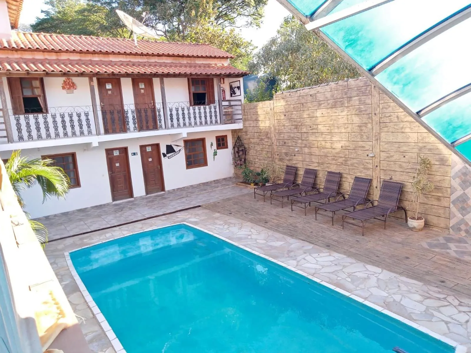 Swimming pool in Pousada Boa Vista