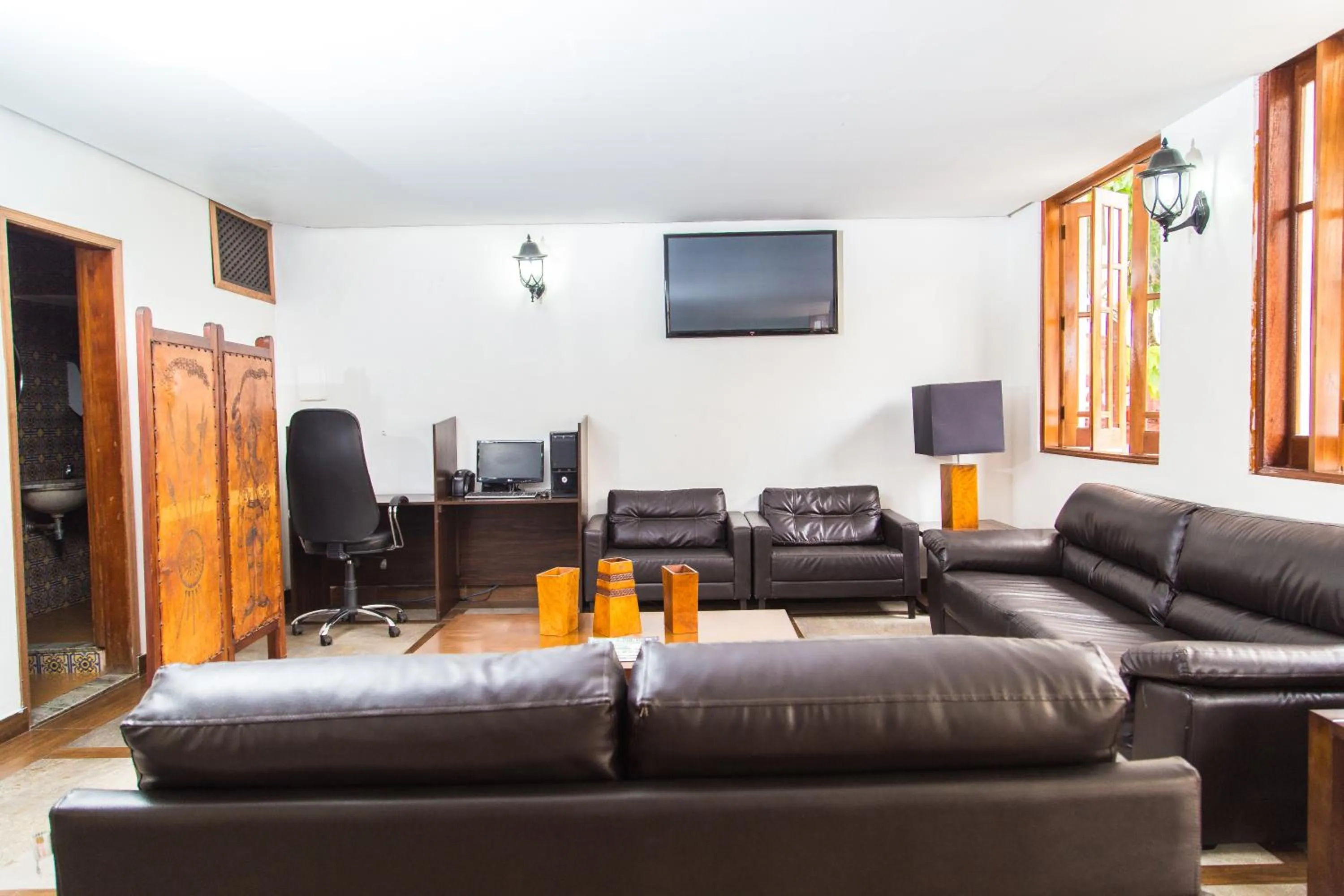 Seating area in Hotel Londres