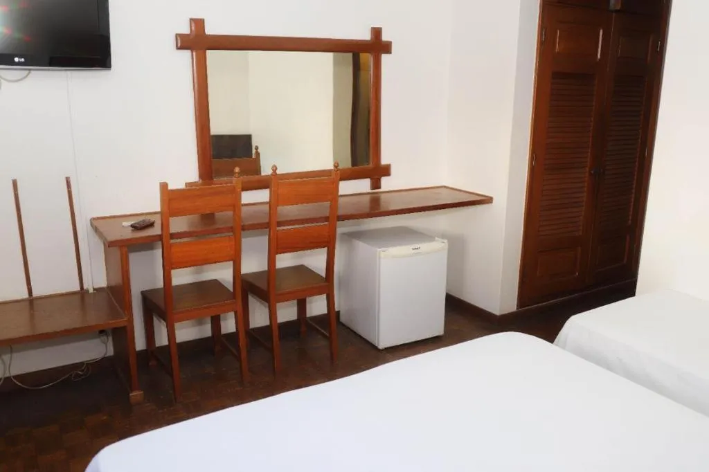 Bed in Hotel Londres