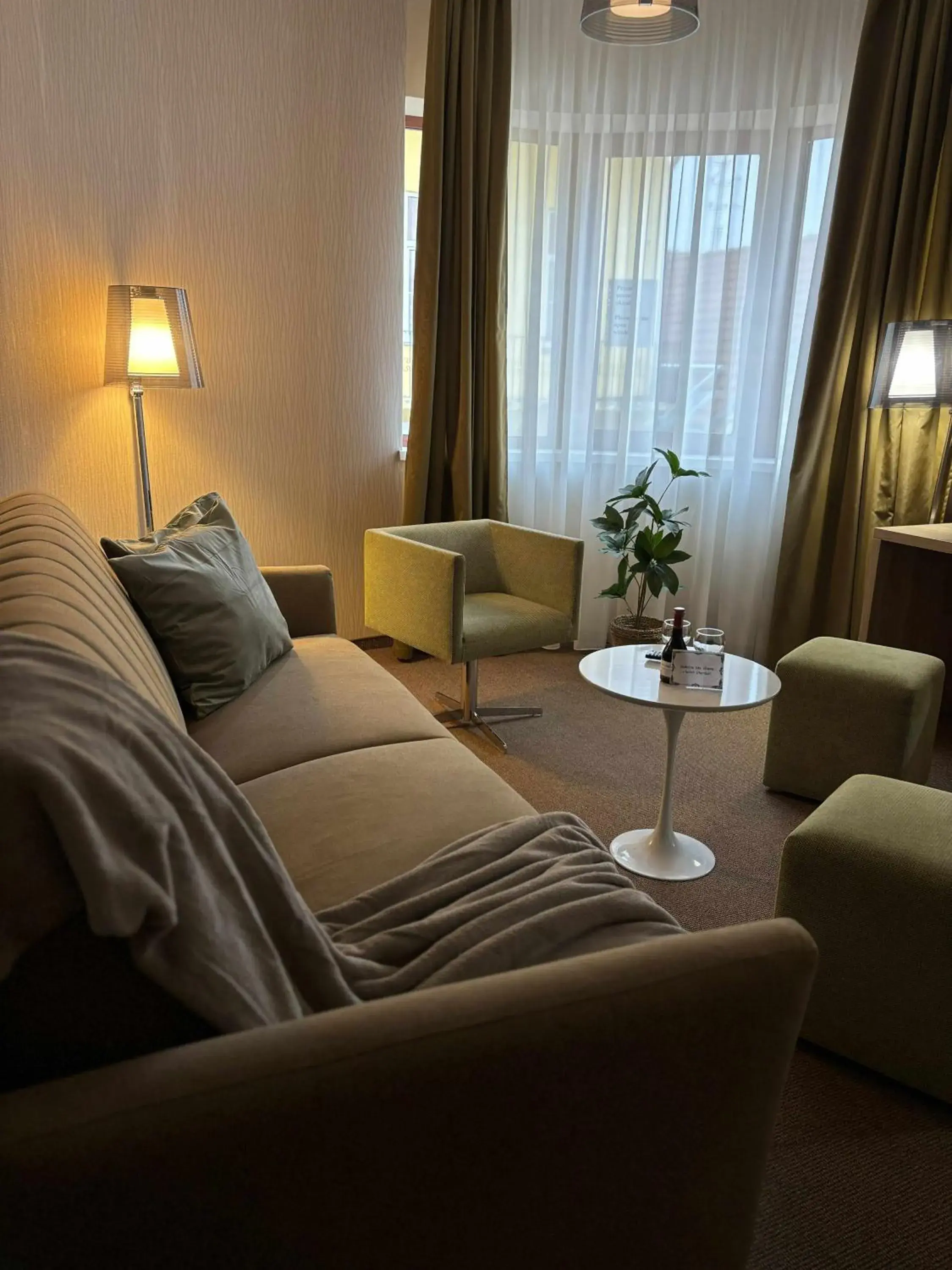 Two-Bedroom Apartment with Spa Bath in Hotel Stardust Two-Bedroom Apartment with Spa Bath in Hotel Stardust