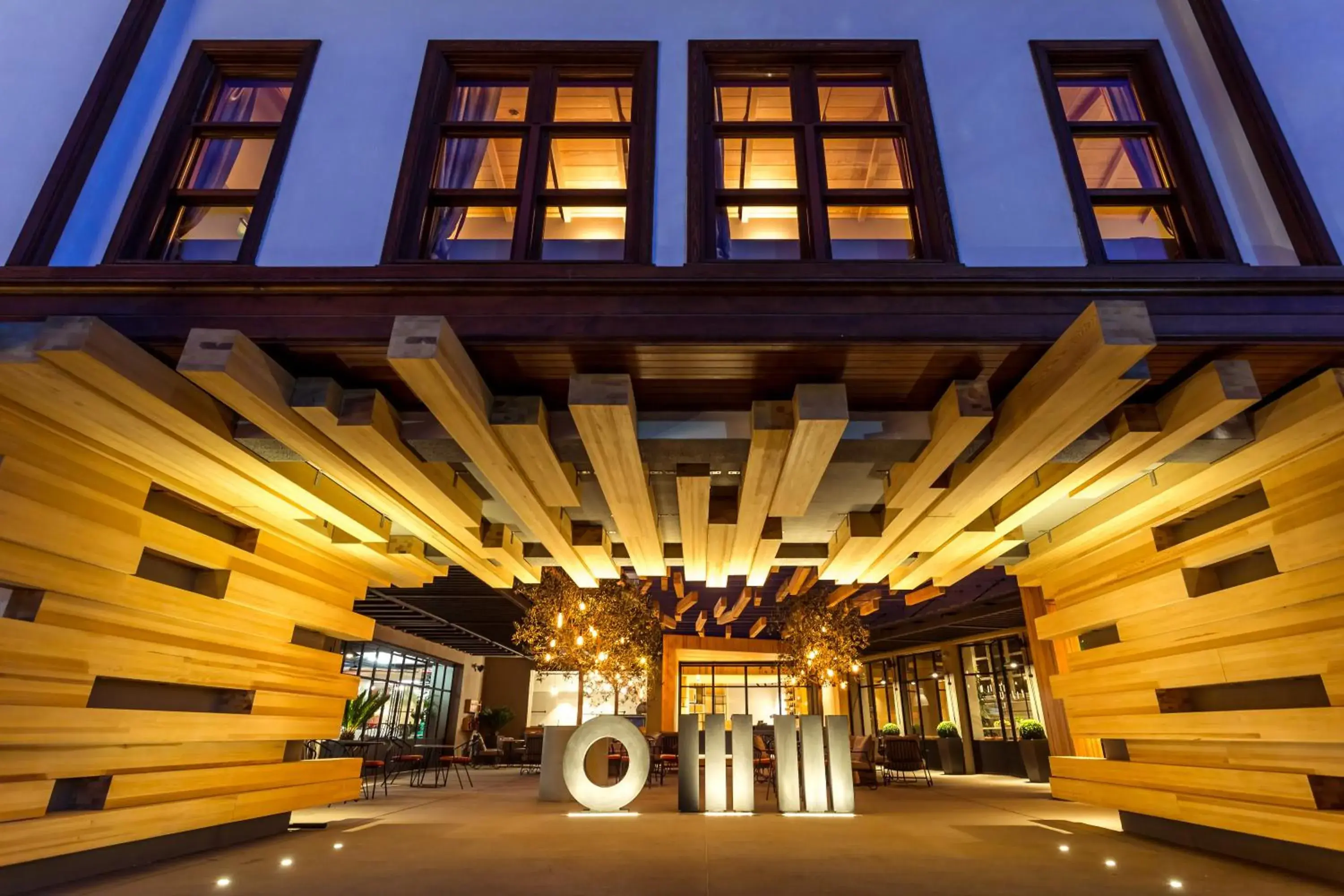 Facade/entrance in OMM INN Facade/entrance in OMM INN