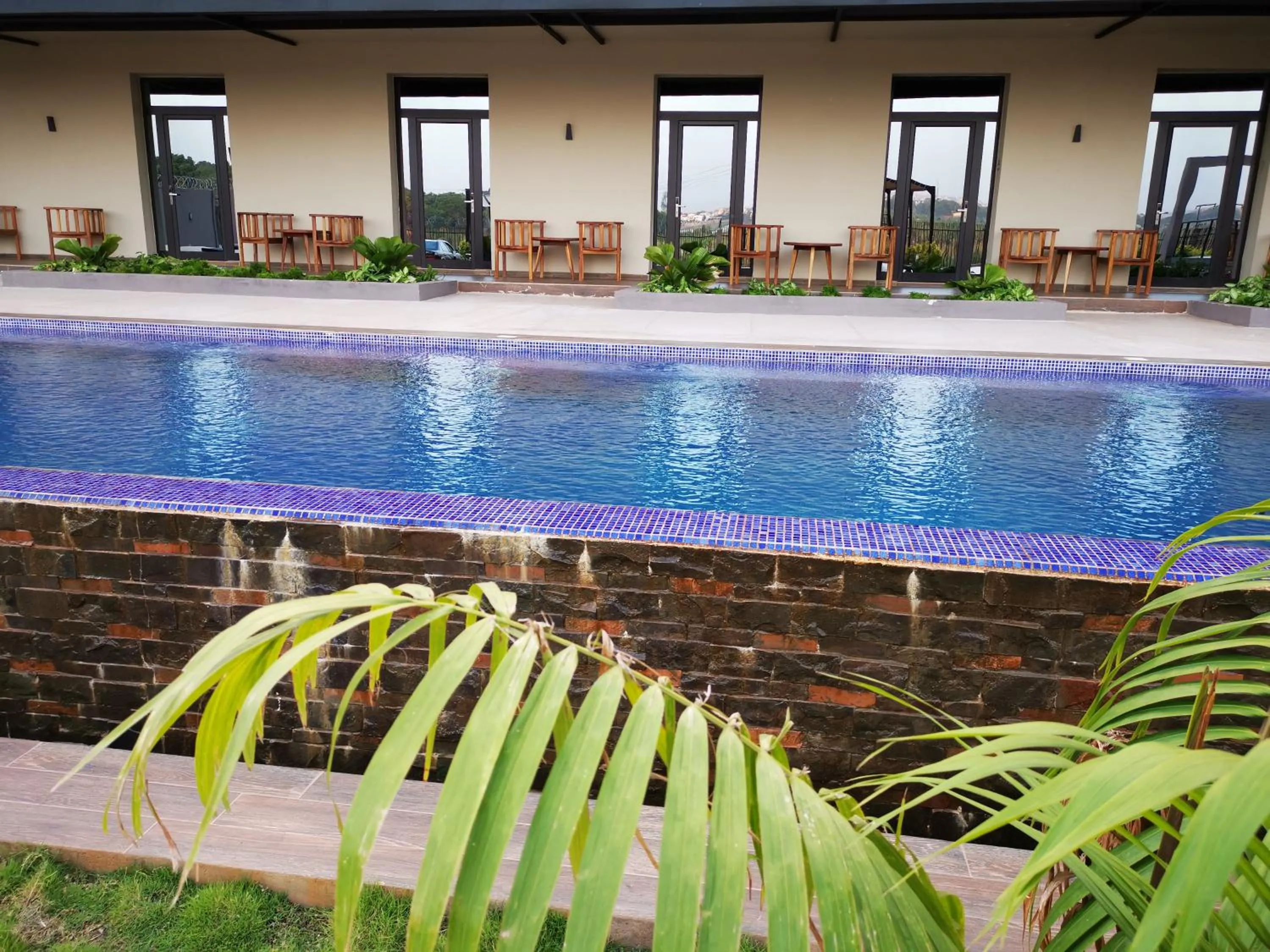 Pool view in Au bord de l'eau