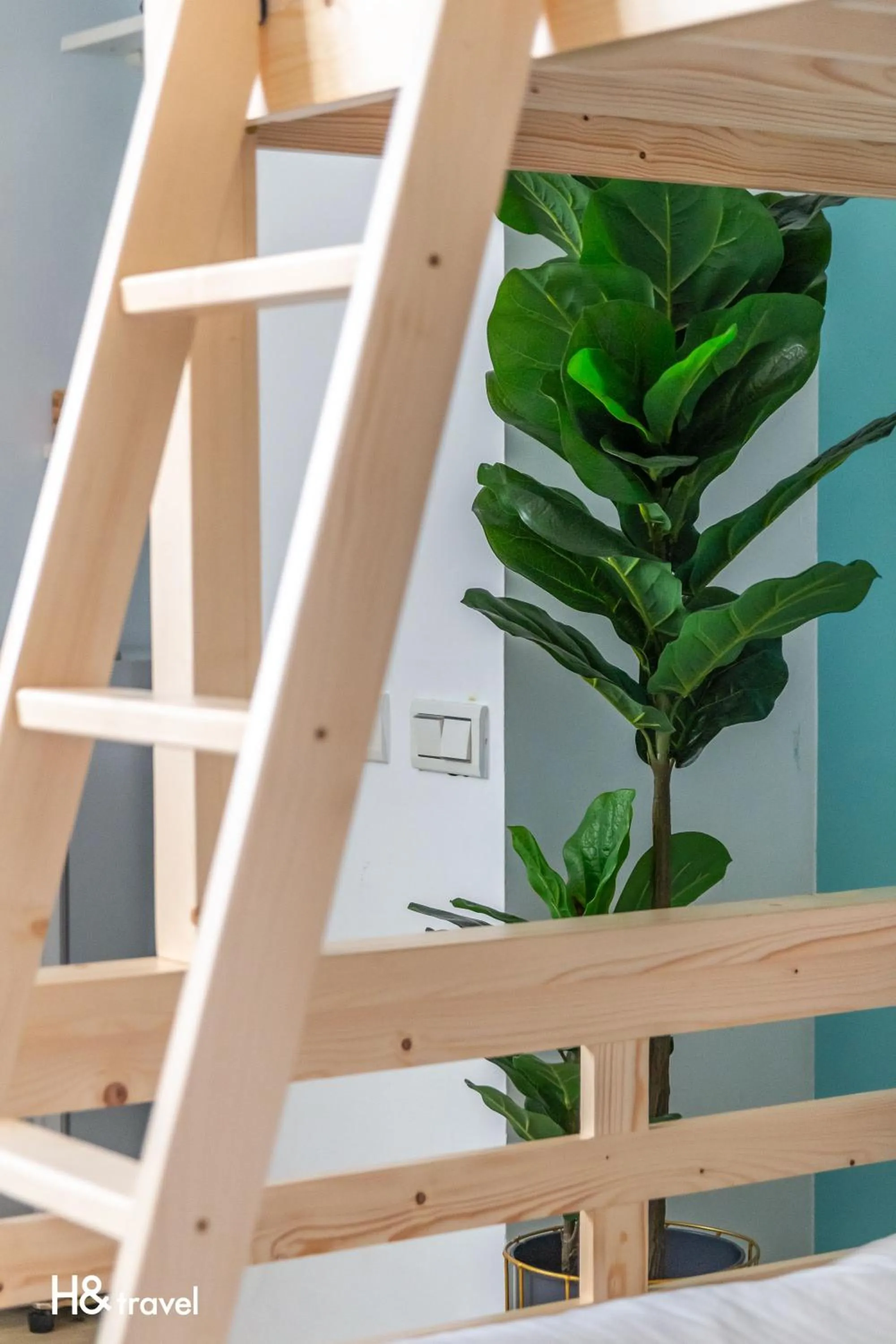 Decorative detail in Sleepier Multi-Minsu Tainan