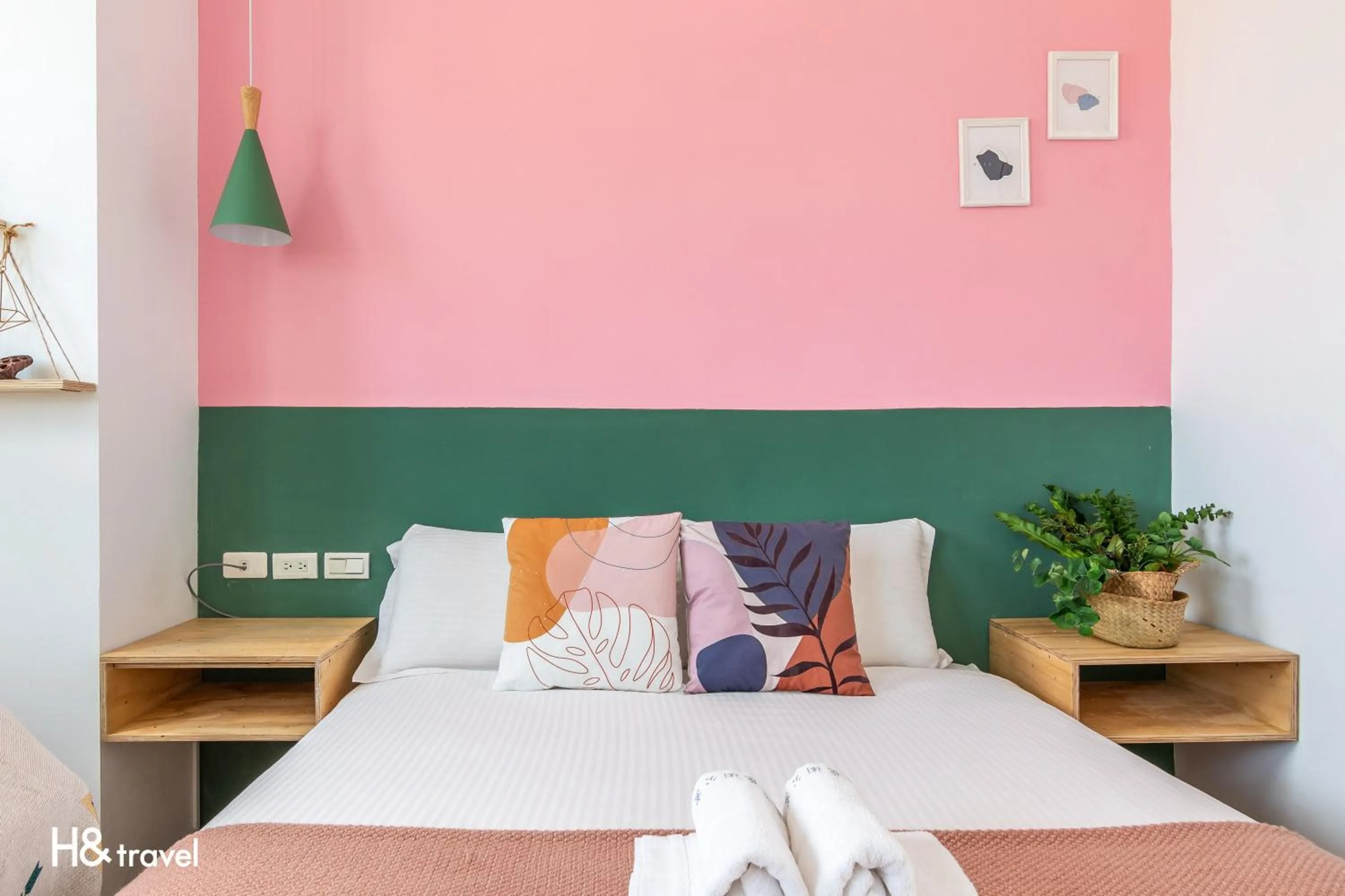 Decorative detail, Bed in Sleepier Multi-Minsu Tainan