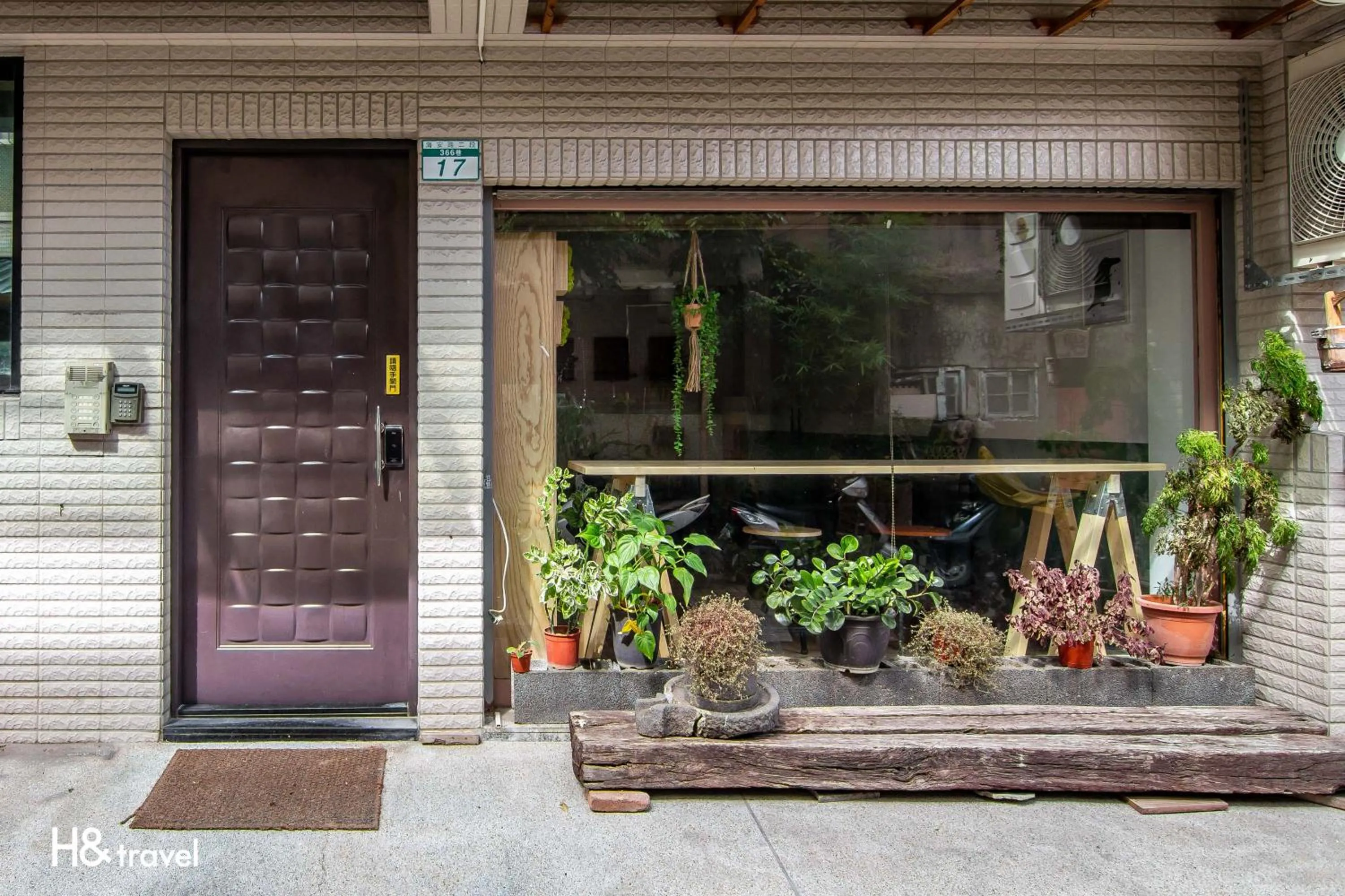Facade/entrance in Sleepier Multi-Minsu Tainan