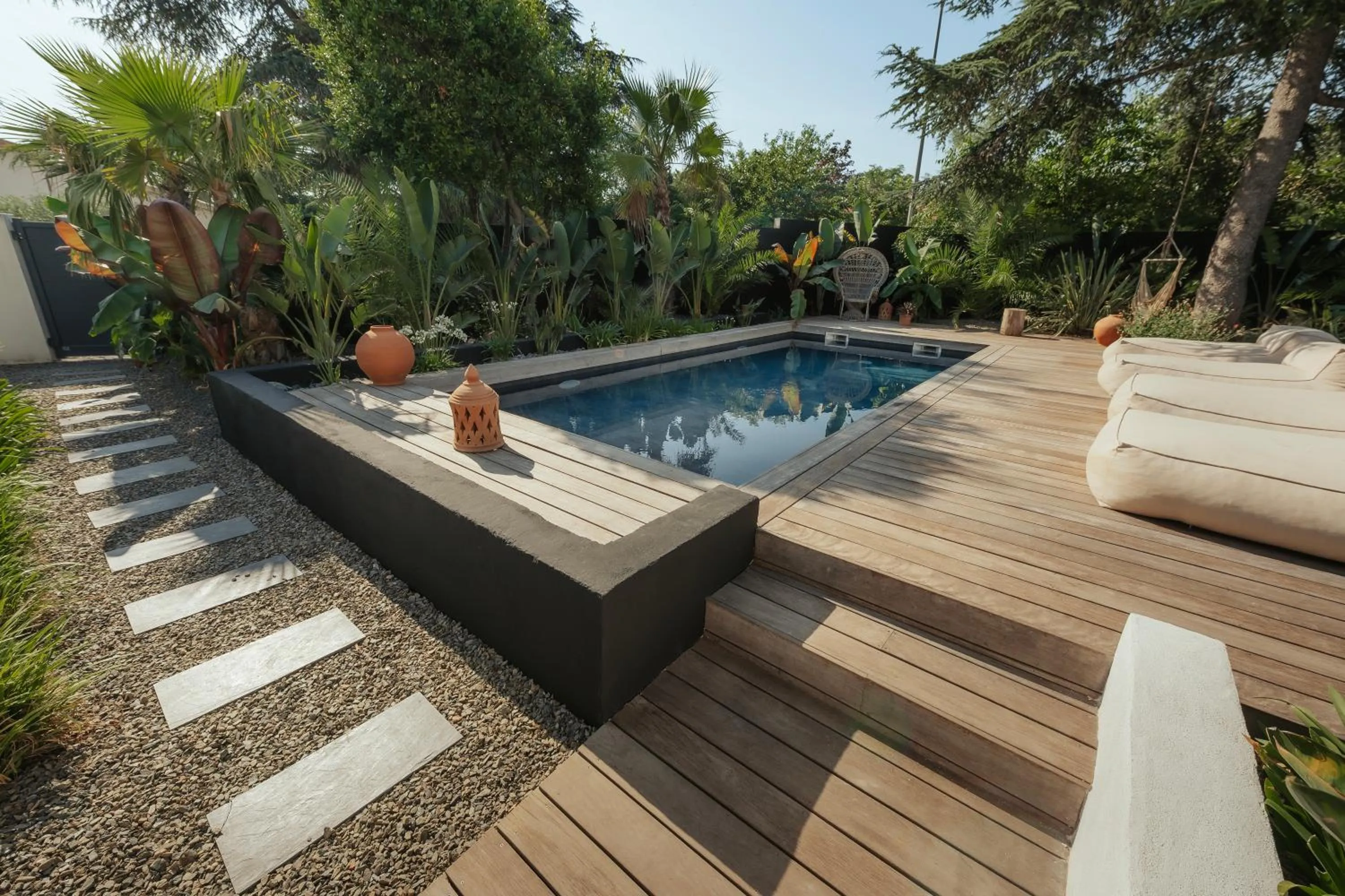 Swimming pool in L'Oasis Vendargues