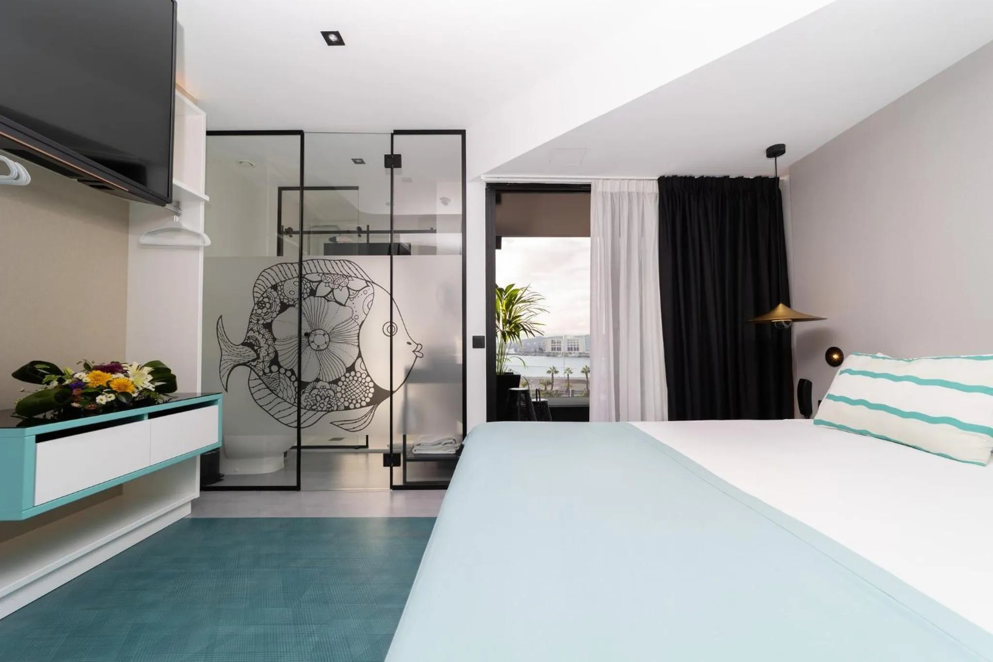 Photo of the whole room in Hotel Puerto de la Luz