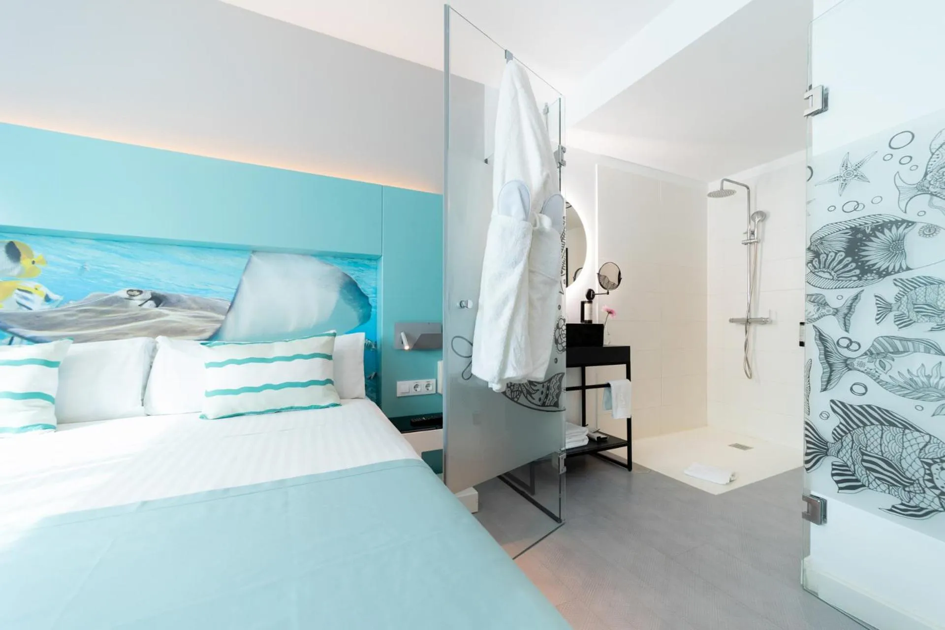 Photo of the whole room in Hotel Puerto de la Luz