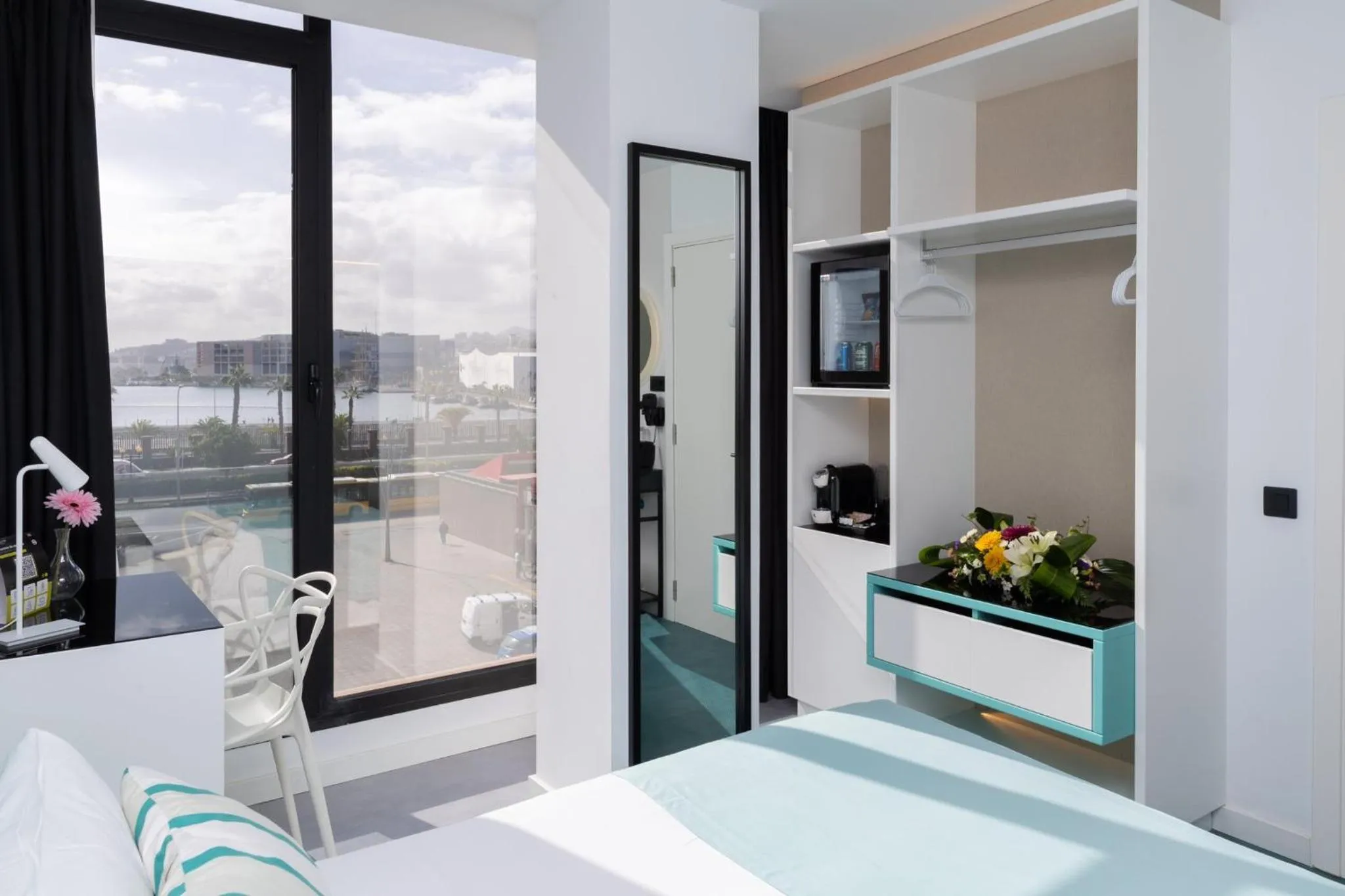 Photo of the whole room in Hotel Puerto de la Luz