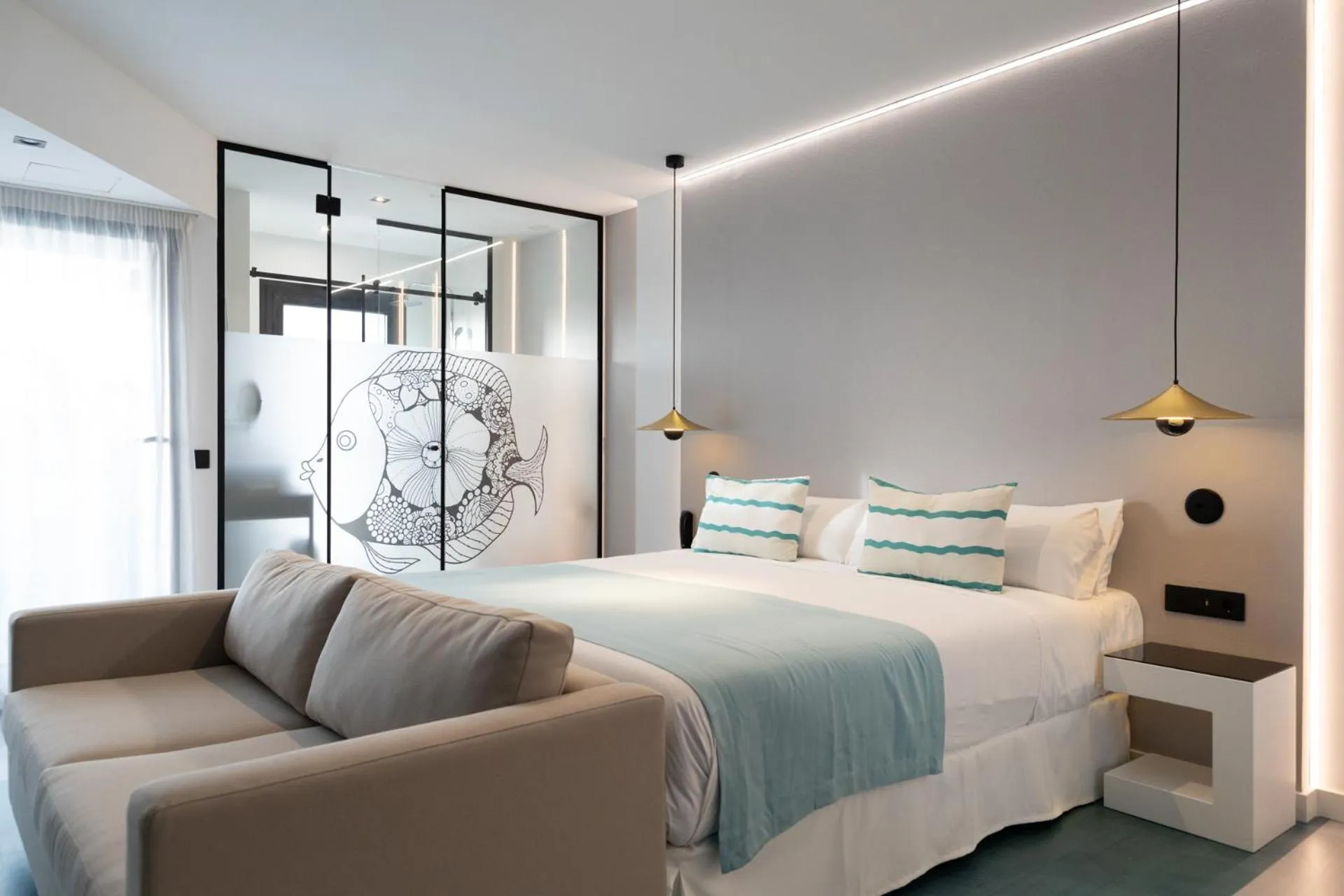 Photo of the whole room in Hotel Puerto de la Luz